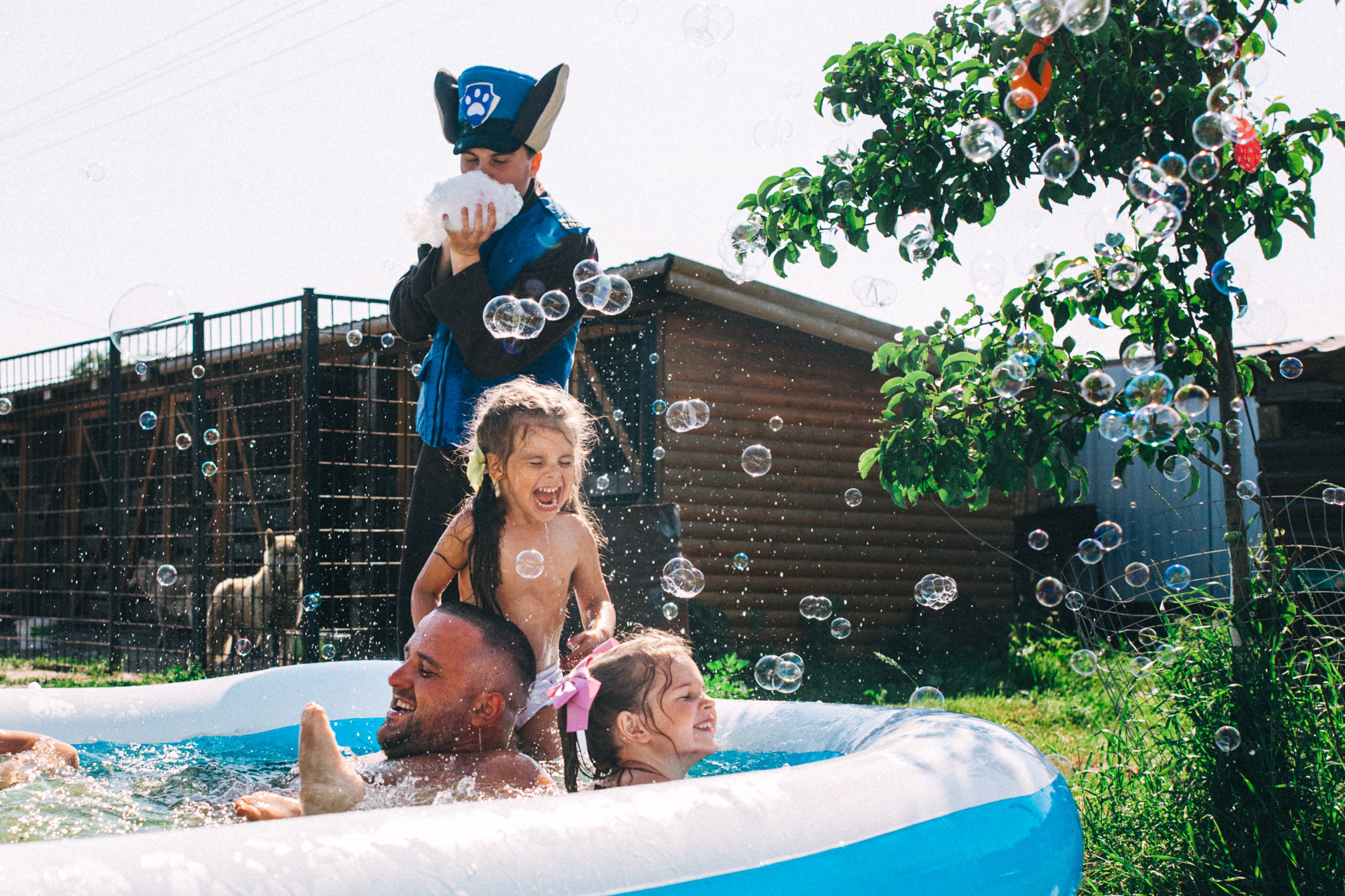 Есении 5 лет. ДР на даче. Семейный фотограф, фотограф родов, репортажей фотограф в Санкт-Петербу