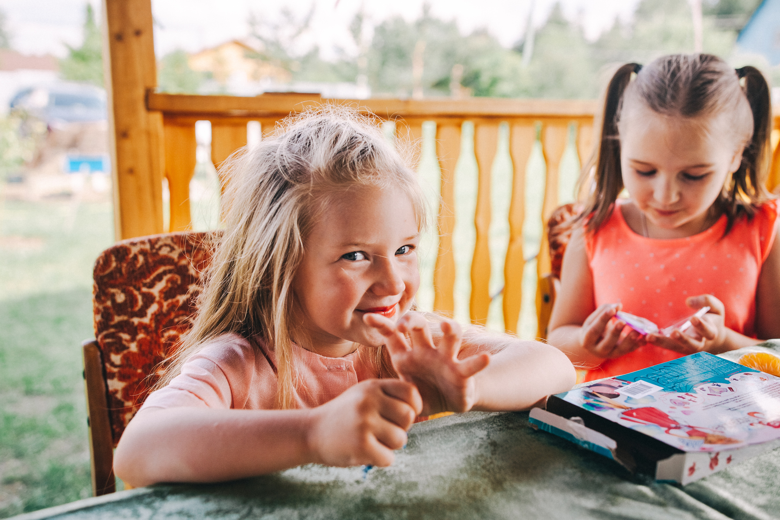 Ульяше 5 лет. Дачный деньрожденский день. Семейный фотограф, фотограф родов, репортажей фотограф в Санкт-Петербу
