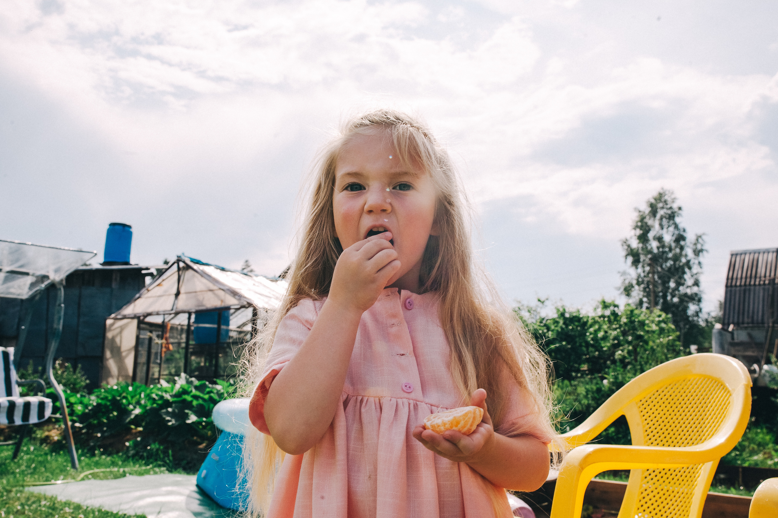 Ульяше 5 лет. Дачный деньрожденский день. Семейный фотограф, фотограф родов, репортажей фотограф в Санкт-Петербу