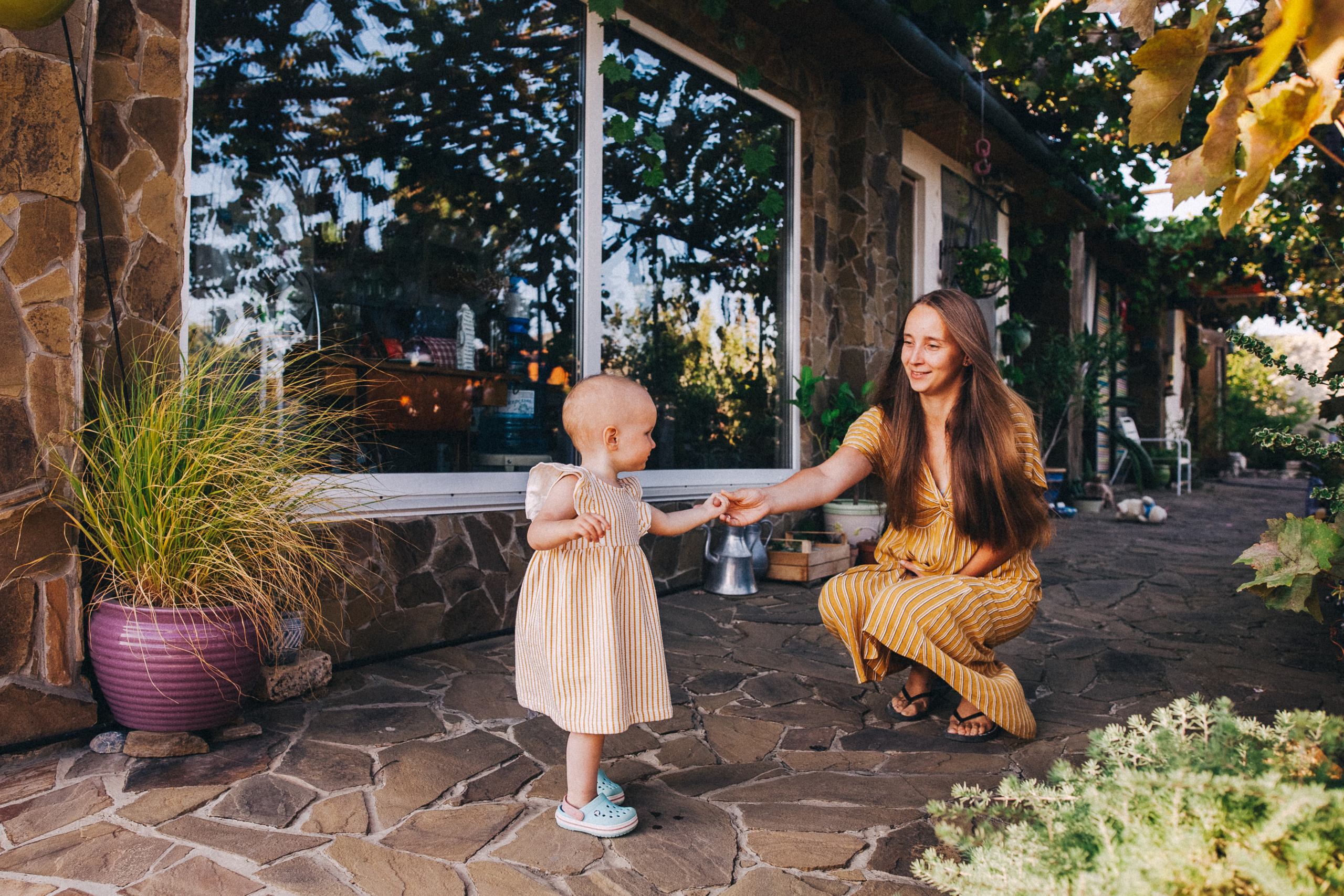 Маша и Соня. Отпуск в Крыму. Семейный фотограф, фотограф родов, репортажей фотограф в Санкт-Петербу
