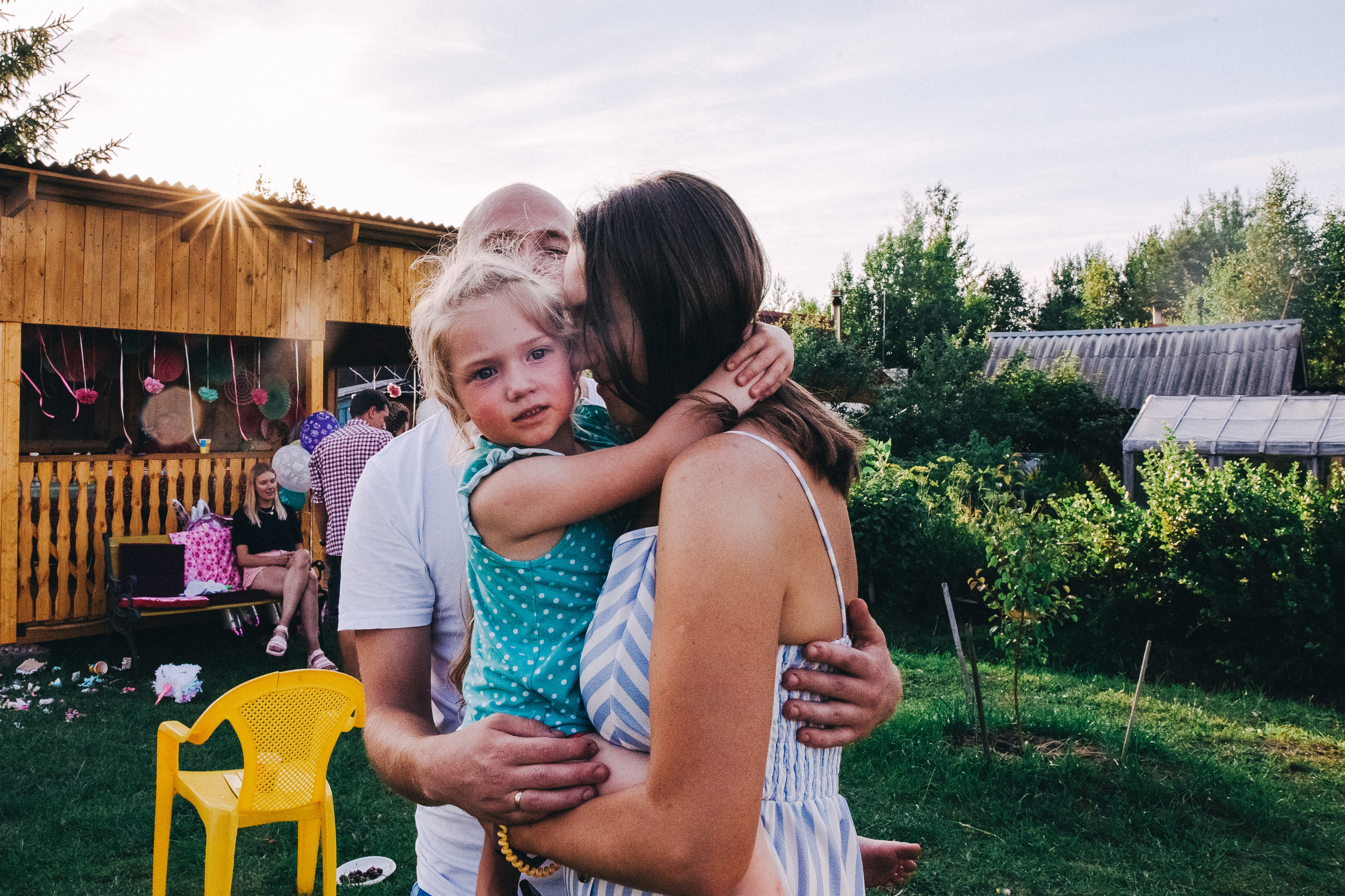 Ульяше 5 лет. Дачный деньрожденский день. Семейный фотограф, фотограф родов, репортажей фотограф в Санкт-Петербу