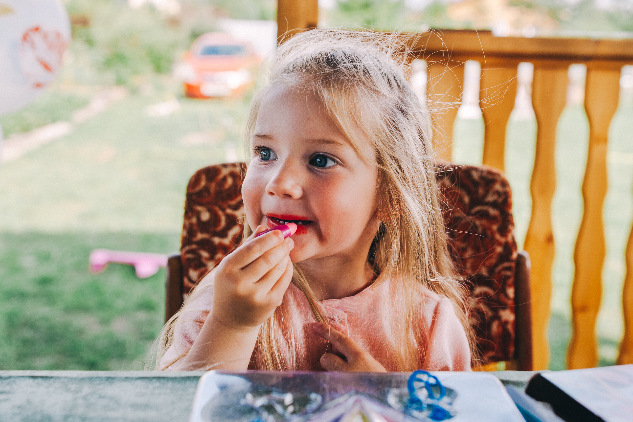 Ульяше 5 лет. Дачный деньрожденский день. Семейный фотограф, фотограф родов, репортажей фотограф в Санкт-Петербу