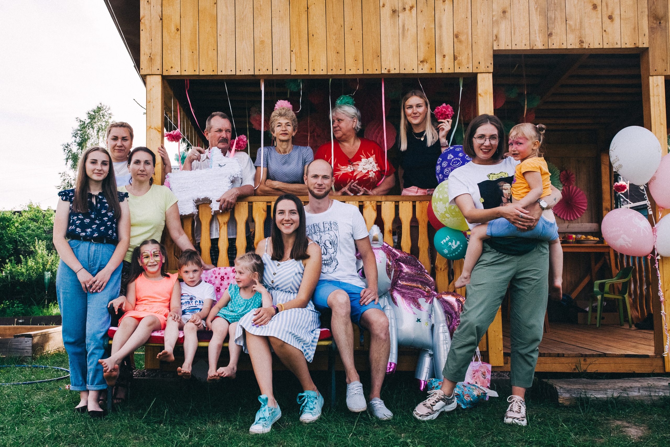 Ульяше 5 лет. Дачный деньрожденский день. Семейный фотограф, фотограф родов, репортажей фотограф в Санкт-Петербу