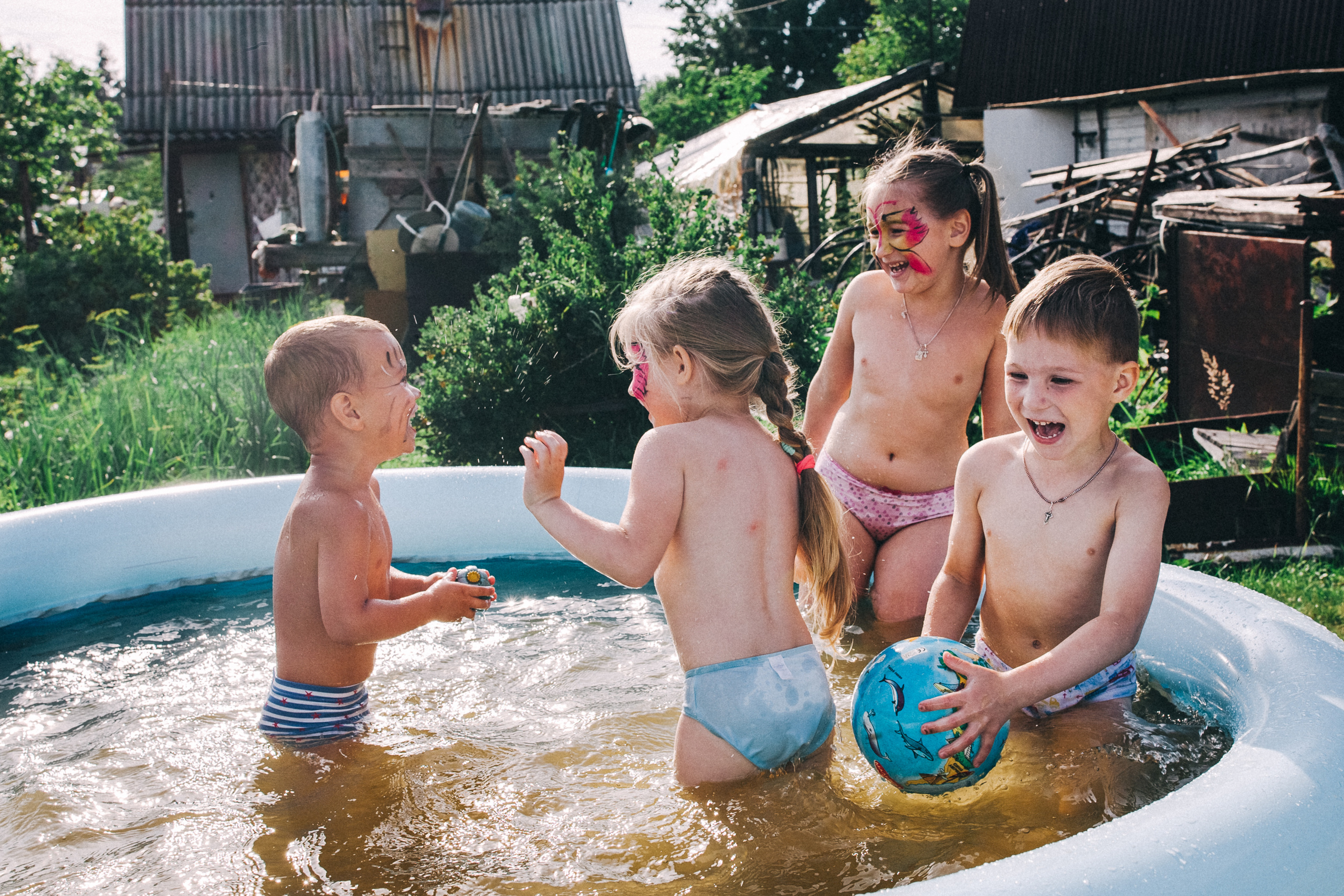 Ульяше 5 лет. Дачный деньрожденский день. Семейный фотограф, фотограф родов, репортажей фотограф в Санкт-Петербу