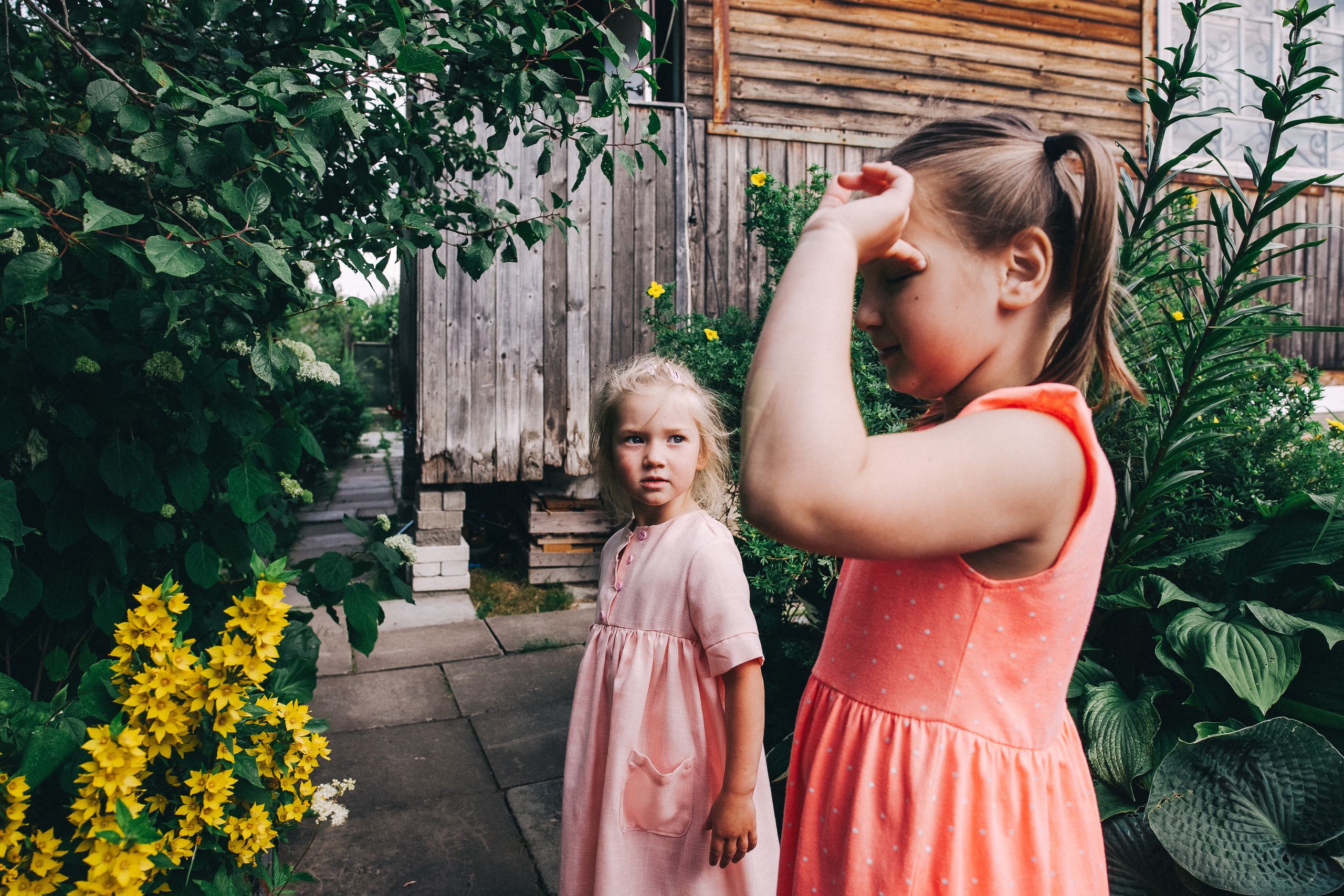 Ульяше 5 лет. Дачный деньрожденский день. Семейный фотограф, фотограф родов, репортажей фотограф в Санкт-Петербу