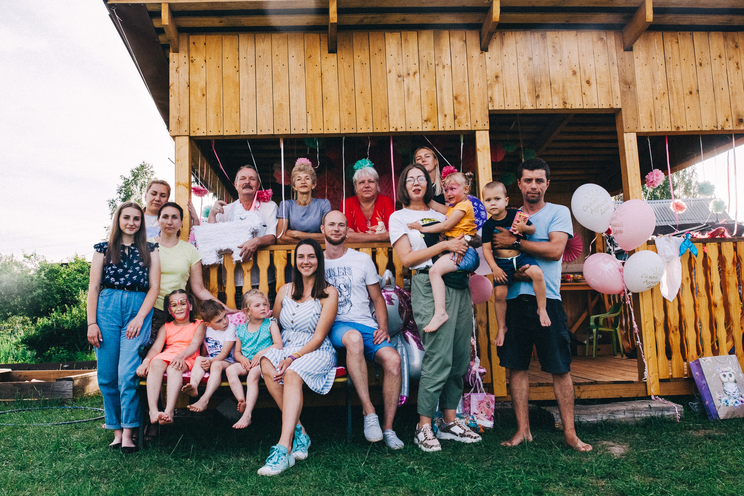 Ульяше 5 лет. Дачный деньрожденский день. Семейный фотограф, фотограф родов, репортажей фотограф в Санкт-Петербу