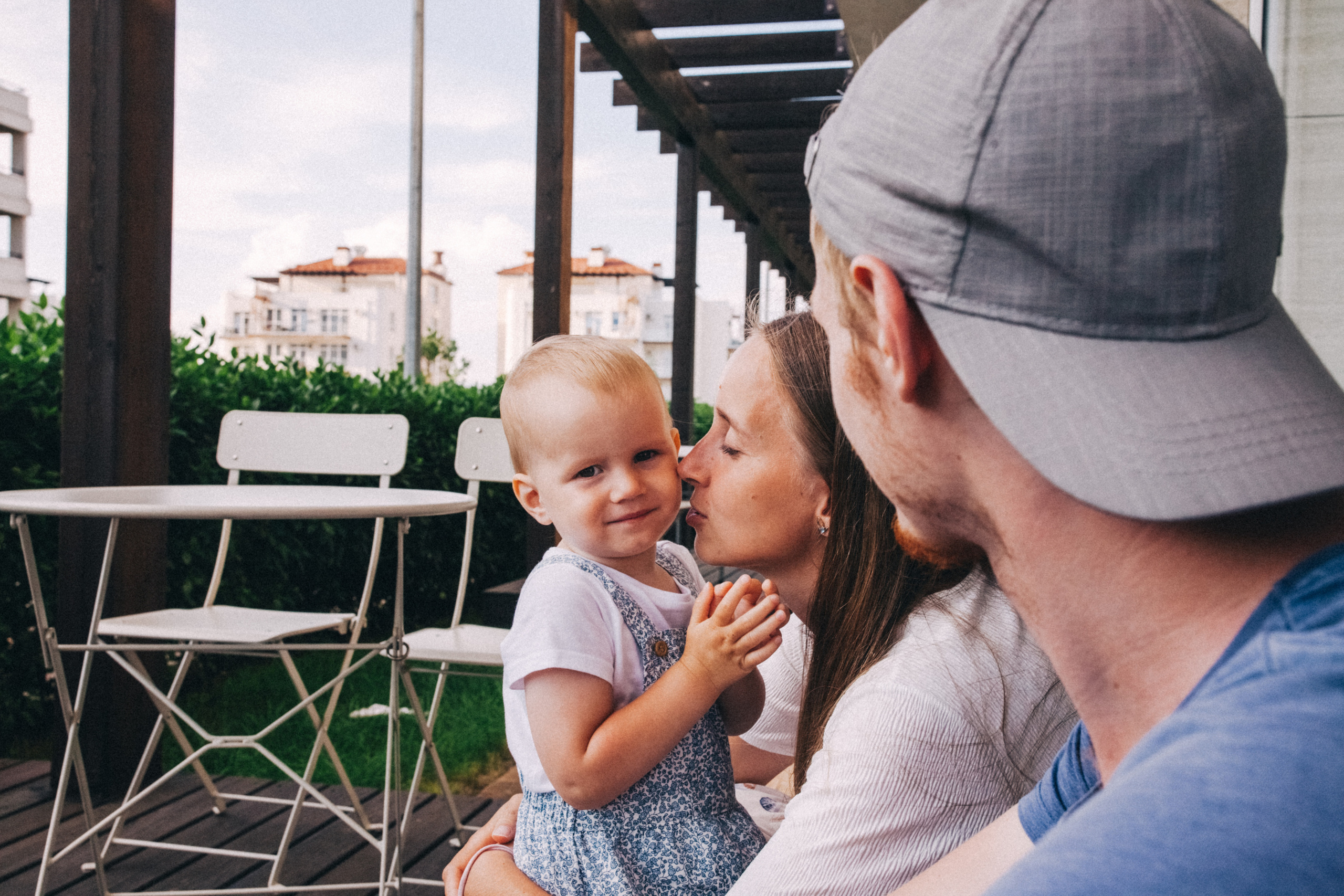 Вася, Маша, Соня. Отпуск в Адлере. Семейный фотограф, фотограф родов, репортажей фотограф в Санкт-Петербу