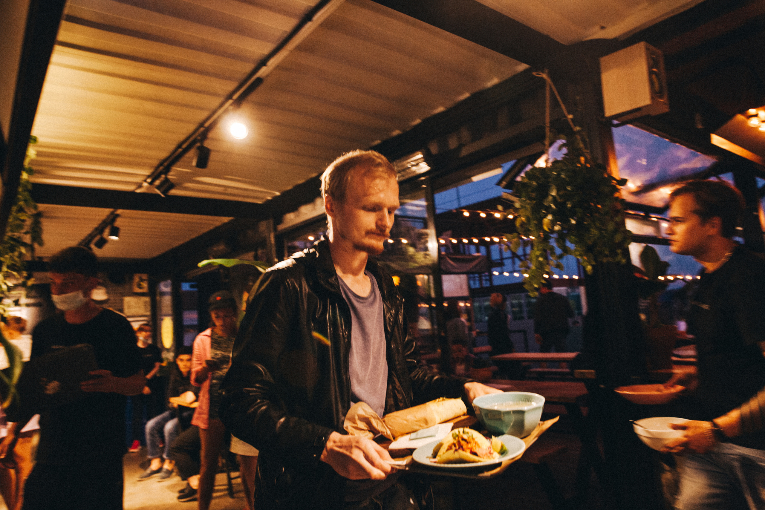 Вася, Маша, Соня. Отпуск в Адлере. Семейный фотограф, фотограф родов, репортажей фотограф в Санкт-Петербу