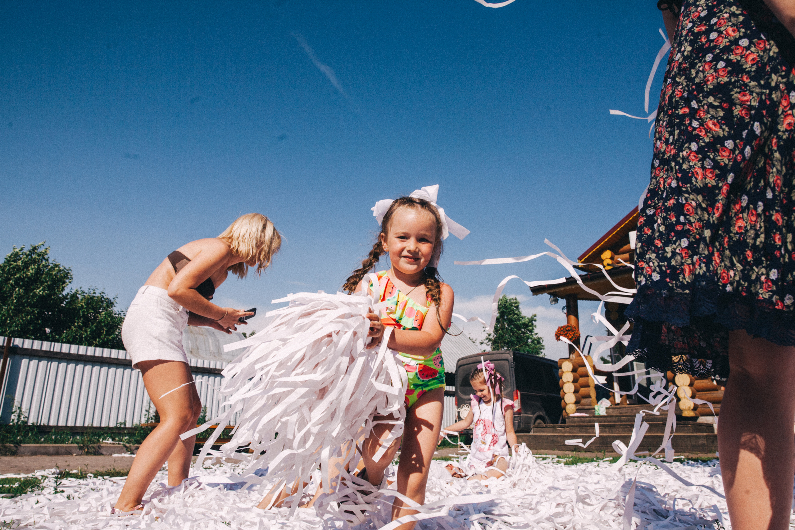 Есении 5 лет. ДР на даче. Семейный фотограф, фотограф родов, репортажей фотограф в Санкт-Петербу