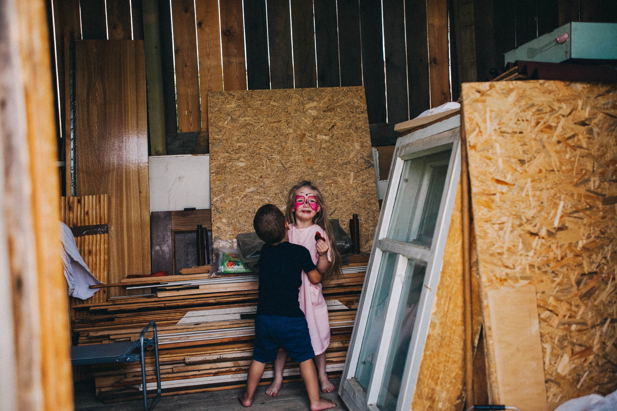 Ульяше 5 лет. Дачный деньрожденский день. Семейный фотограф, фотограф родов, репортажей фотограф в Санкт-Петербу