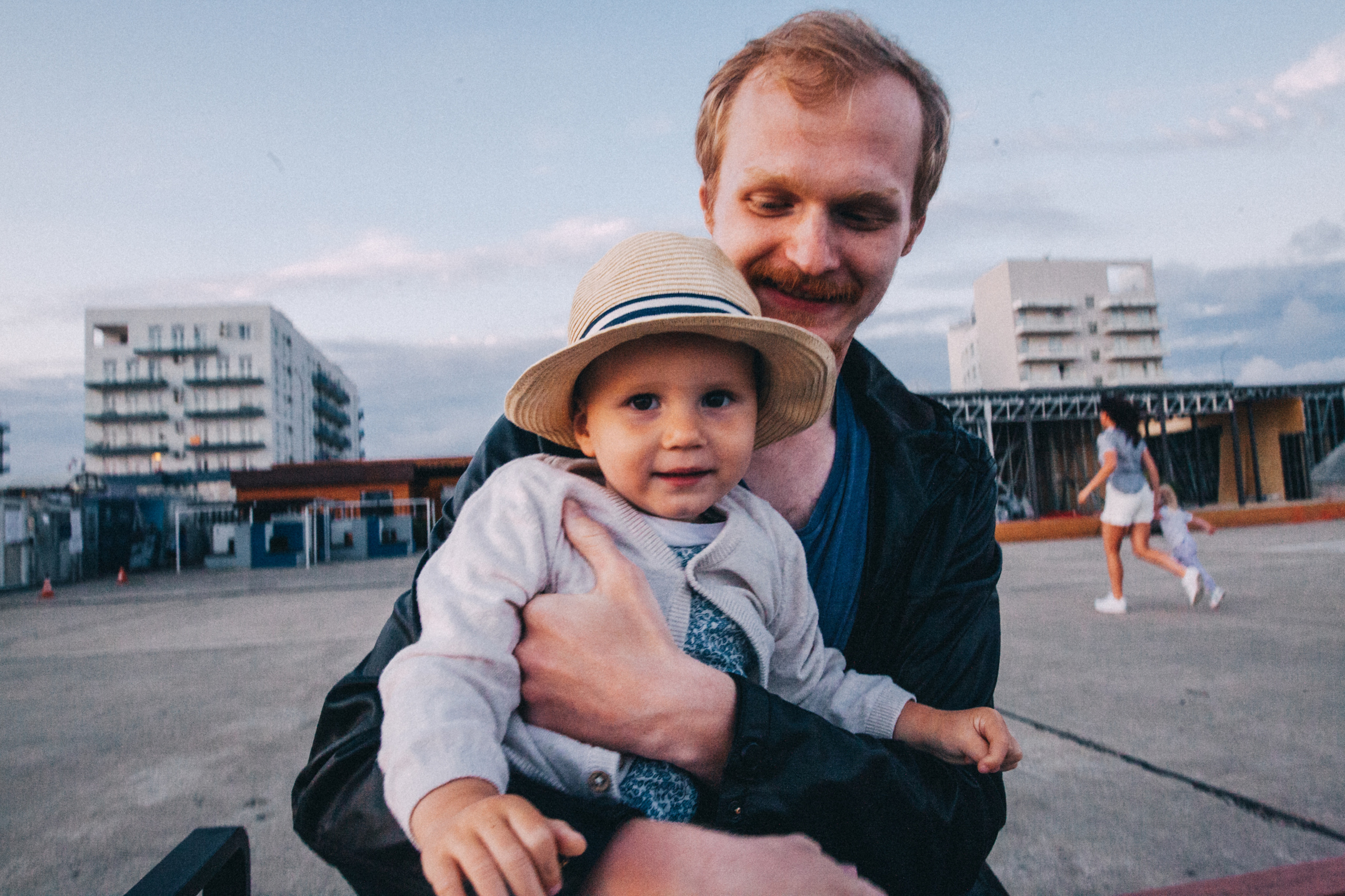 Вася, Маша, Соня. Отпуск в Адлере. Семейный фотограф, фотограф родов, репортажей фотограф в Санкт-Петербу