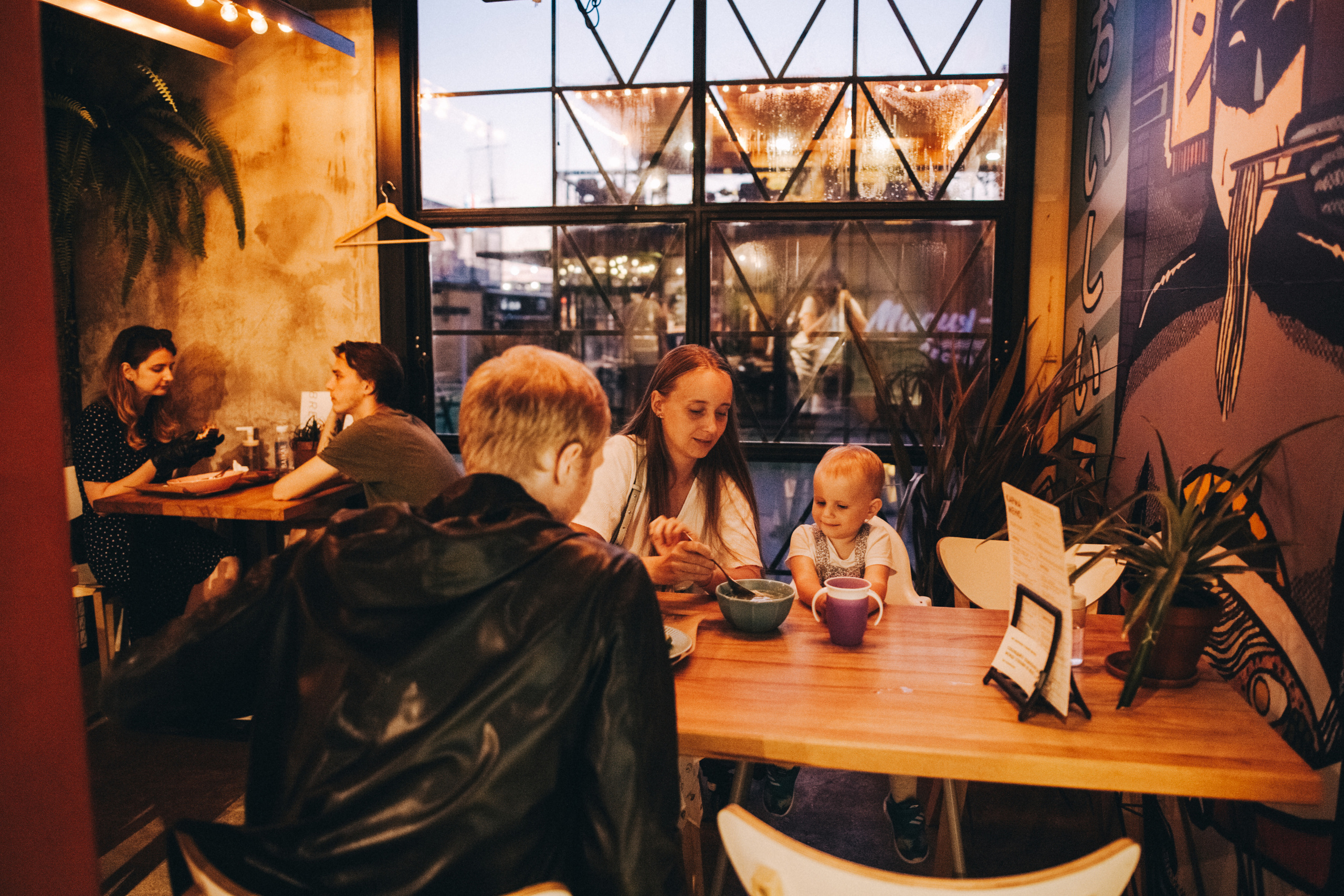 Вася, Маша, Соня. Отпуск в Адлере. Семейный фотограф, фотограф родов, репортажей фотограф в Санкт-Петербу