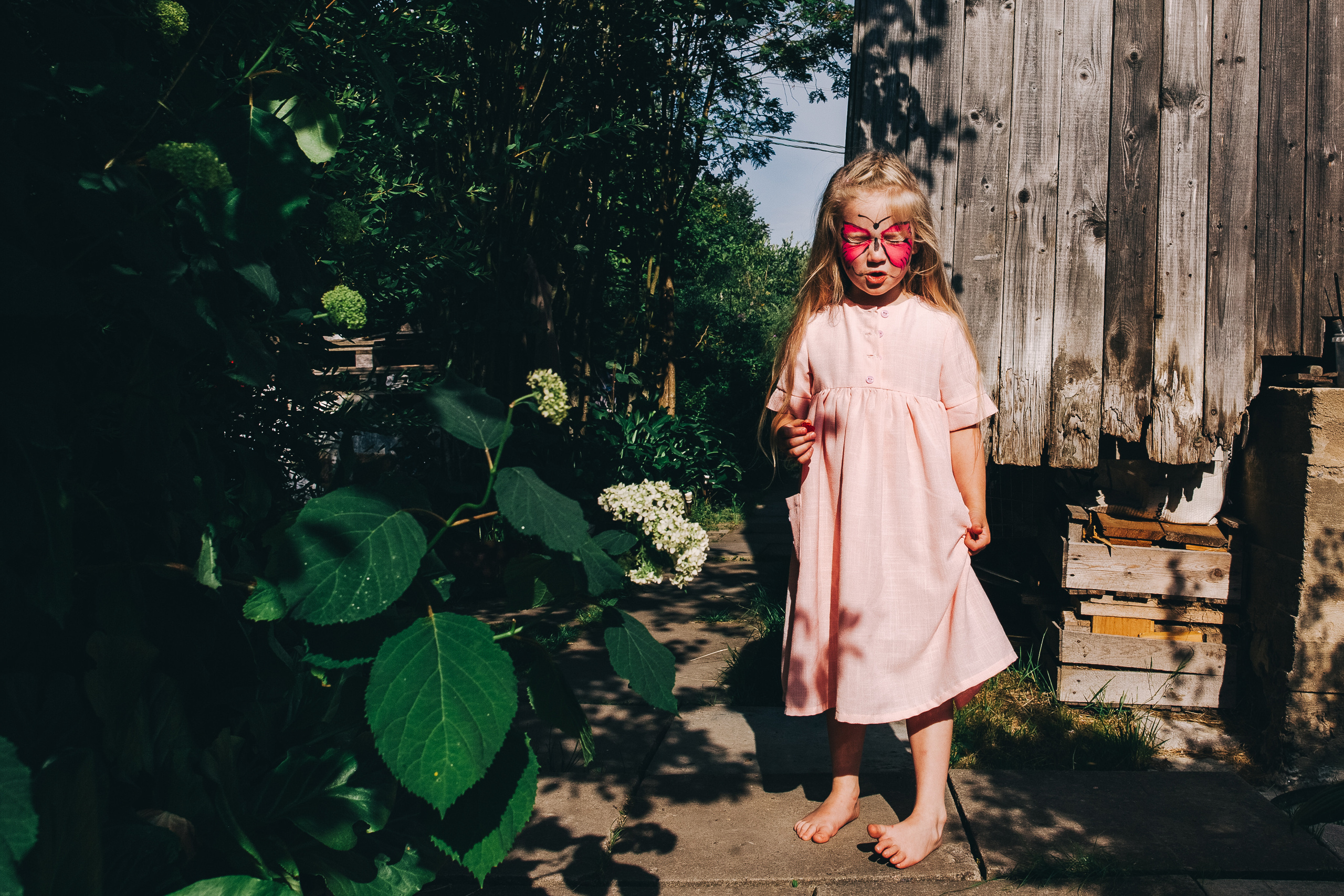 Ульяше 5 лет. Дачный деньрожденский день. Семейный фотограф, фотограф родов, репортажей фотограф в Санкт-Петербу