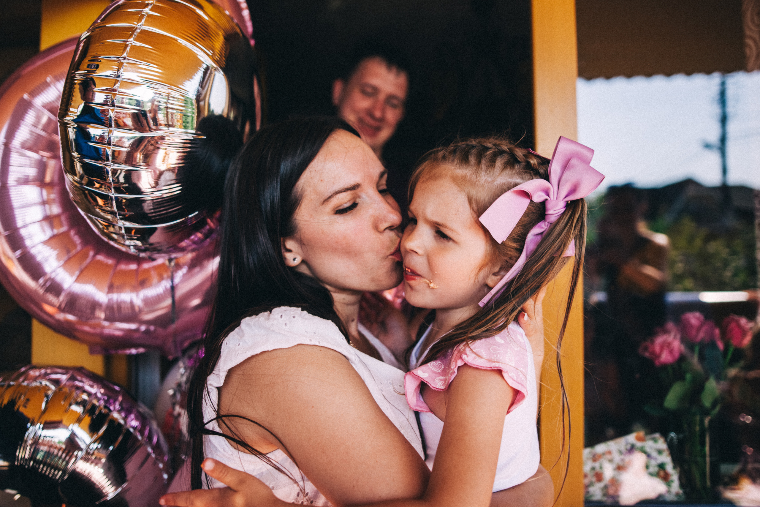 Есении 5 лет. ДР на даче. Семейный фотограф, фотограф родов, репортажей фотограф в Санкт-Петербу