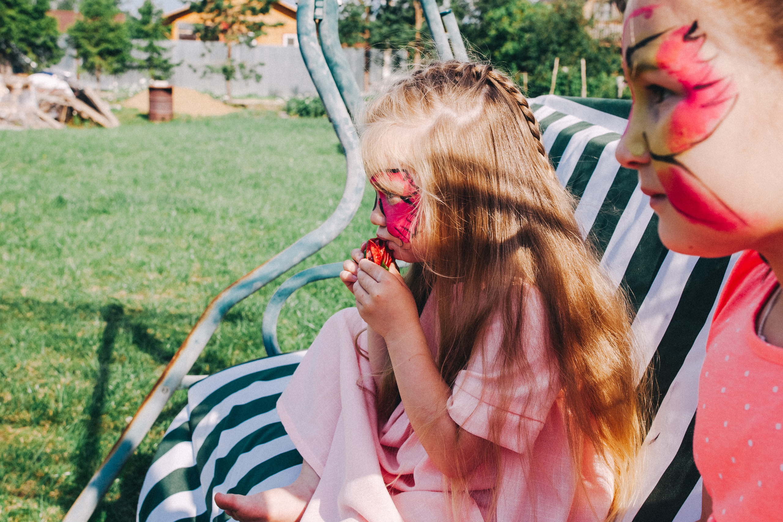 Ульяше 5 лет. Дачный деньрожденский день. Семейный фотограф, фотограф родов, репортажей фотограф в Санкт-Петербу
