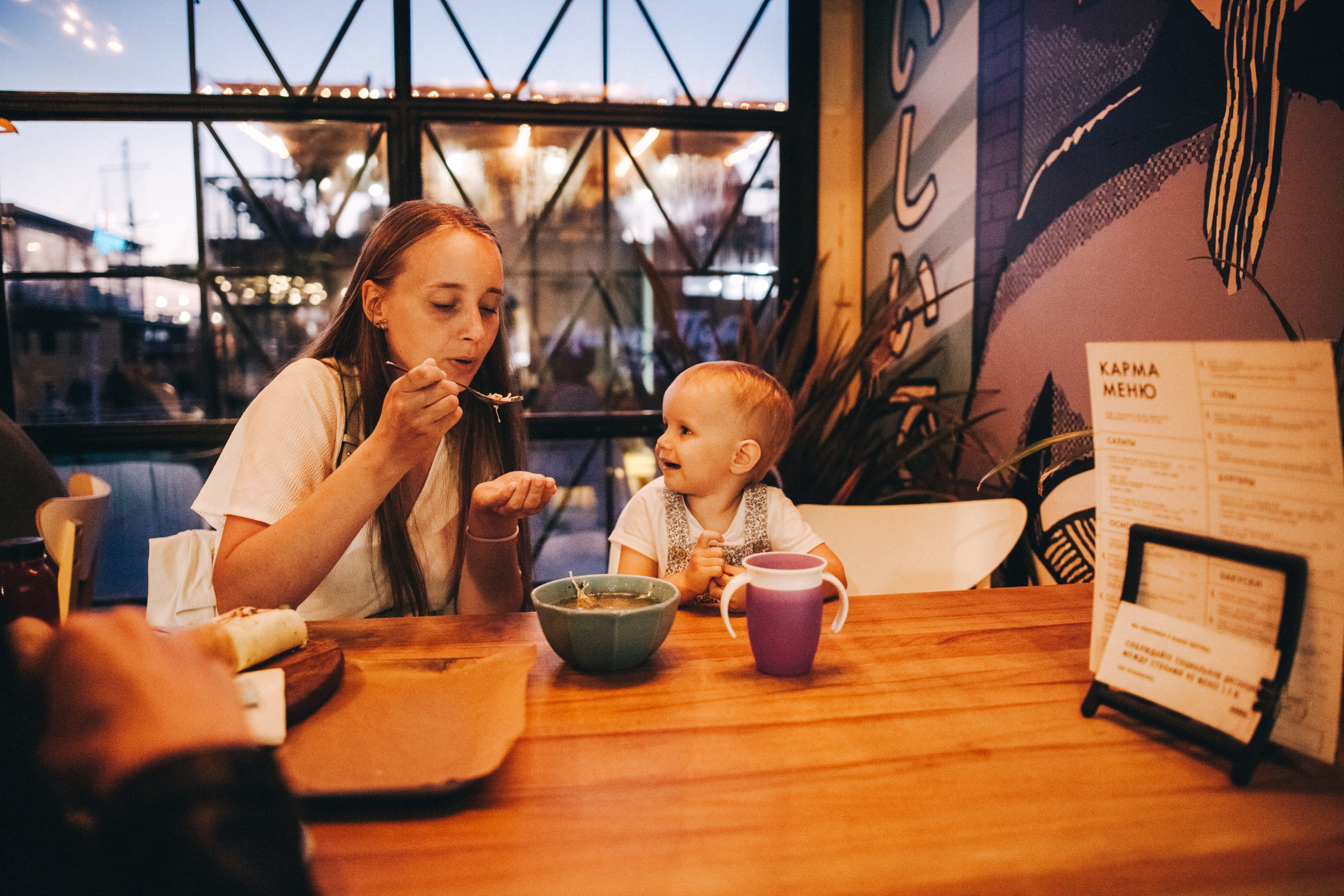 Вася, Маша, Соня. Отпуск в Адлере. Семейный фотограф, фотограф родов, репортажей фотограф в Санкт-Петербу