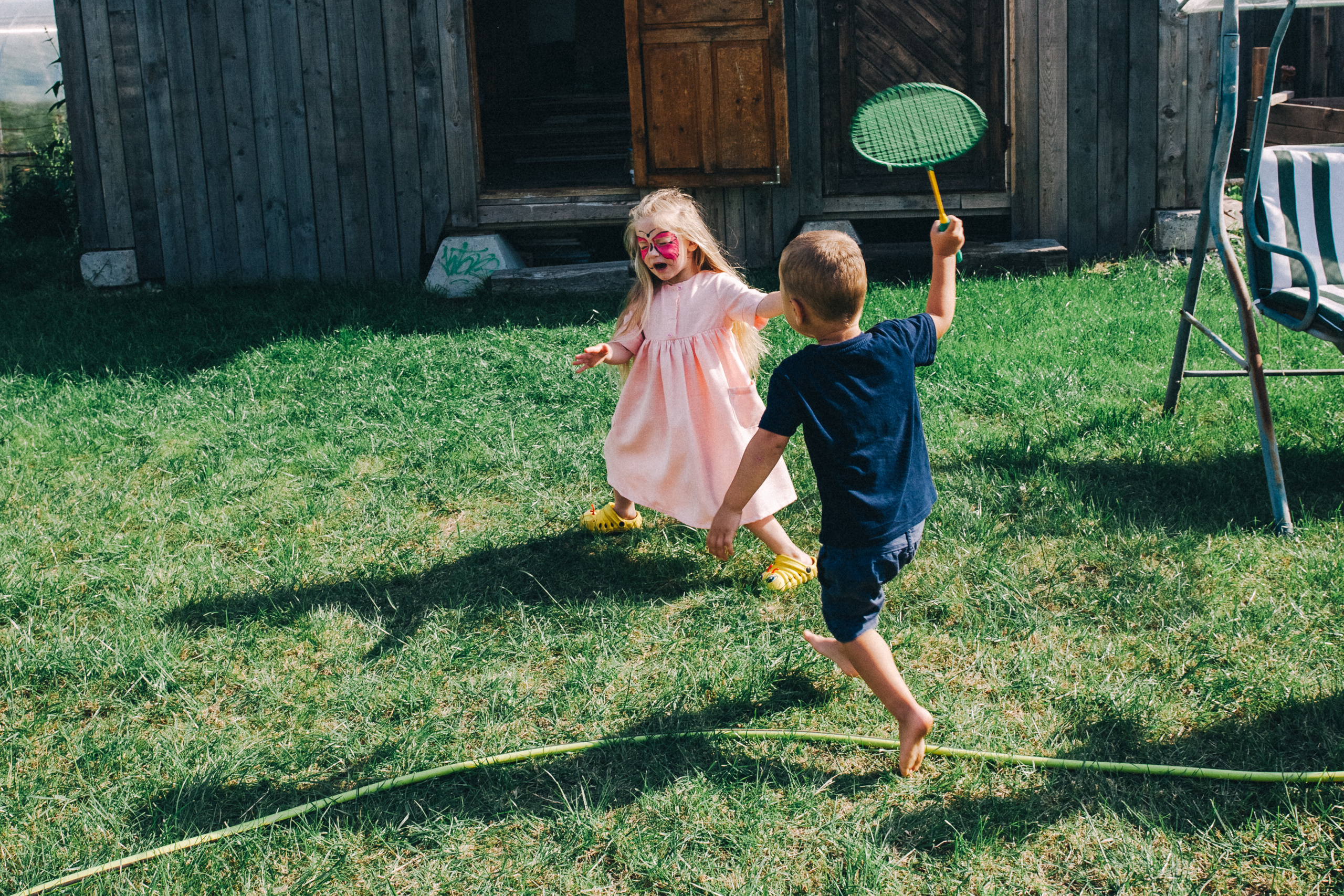 Ульяше 5 лет. Дачный деньрожденский день. Семейный фотограф, фотограф родов, репортажей фотограф в Санкт-Петербу