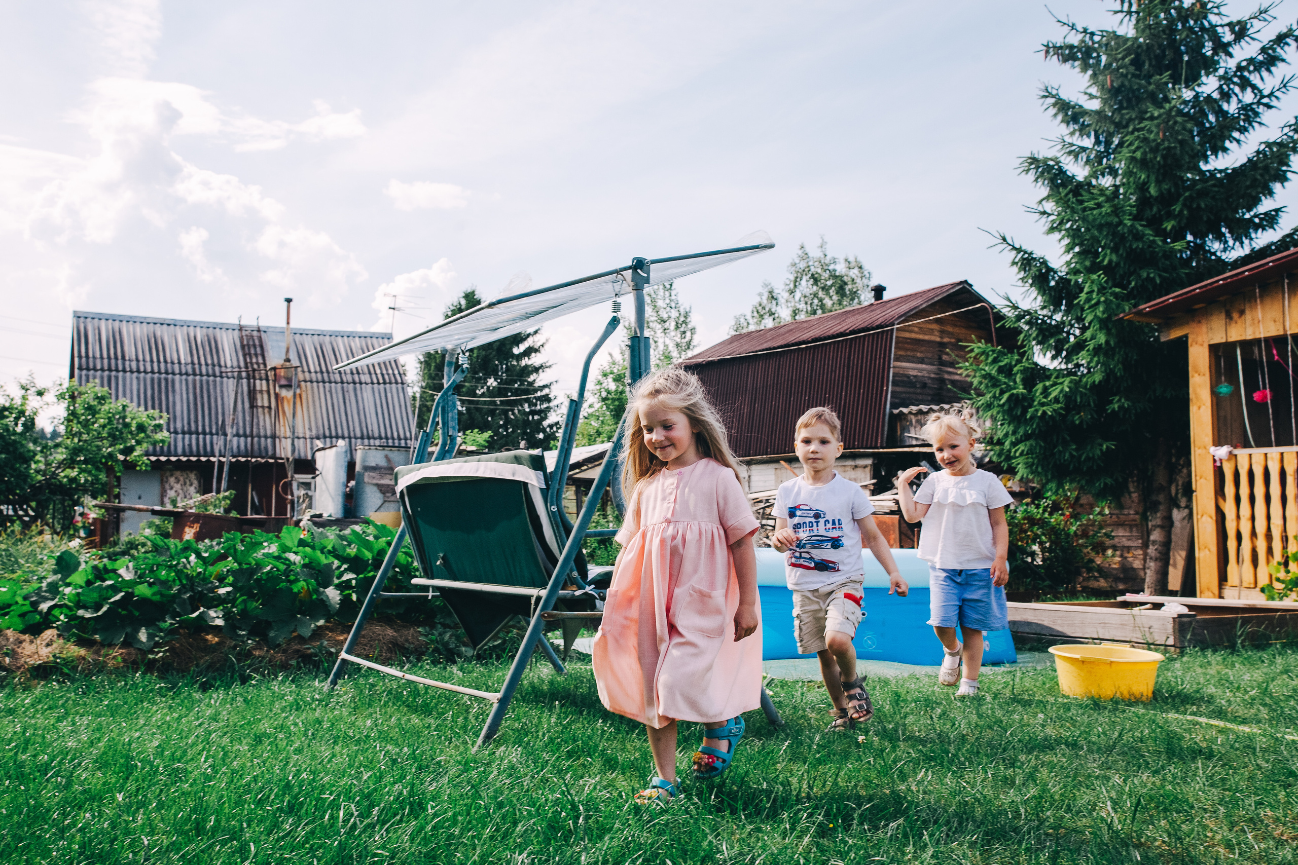 Ульяше 5 лет. Дачный деньрожденский день. Семейный фотограф, фотограф родов, репортажей фотограф в Санкт-Петербу