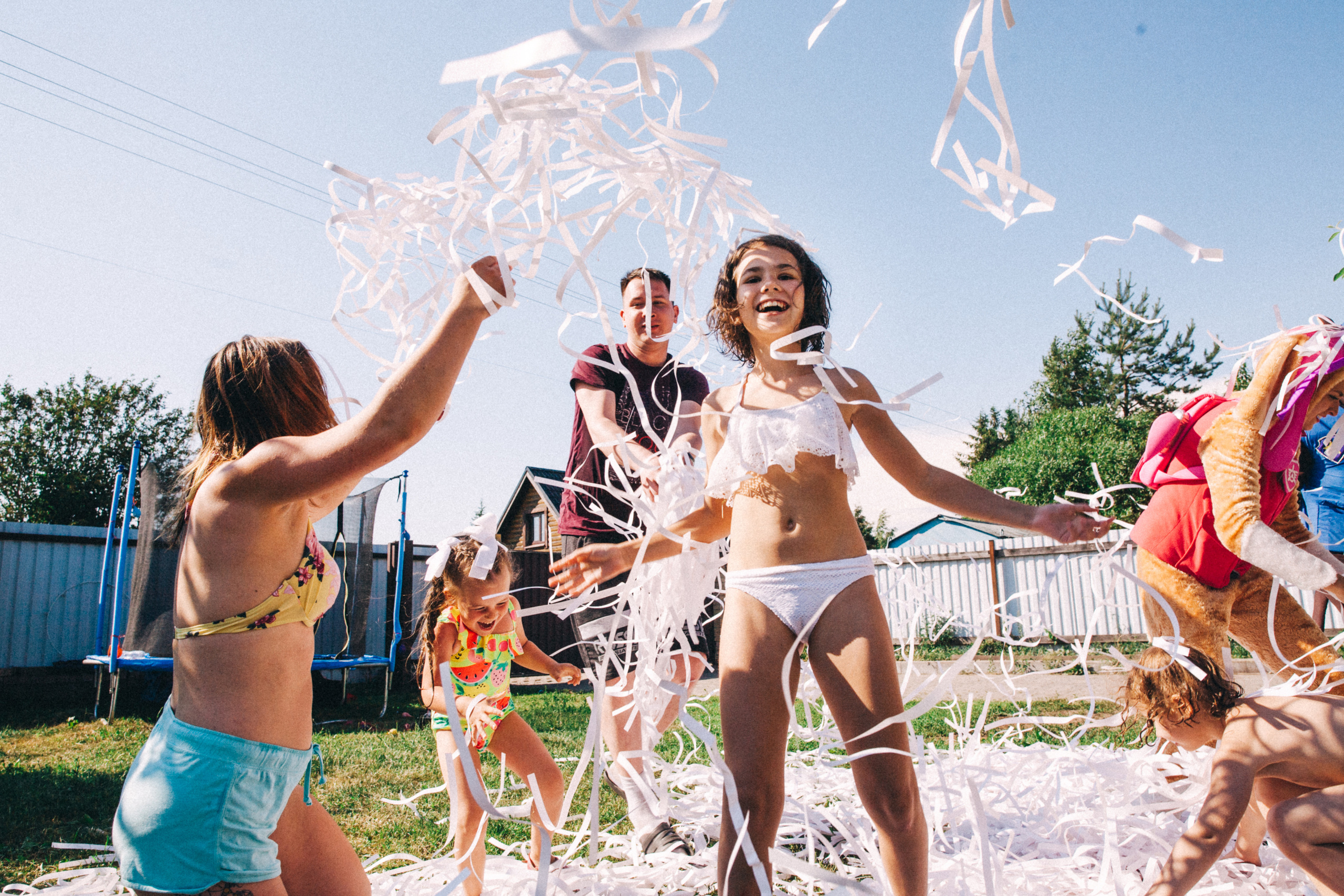 Есении 5 лет. ДР на даче. Семейный фотограф, фотограф родов, репортажей фотограф в Санкт-Петербу