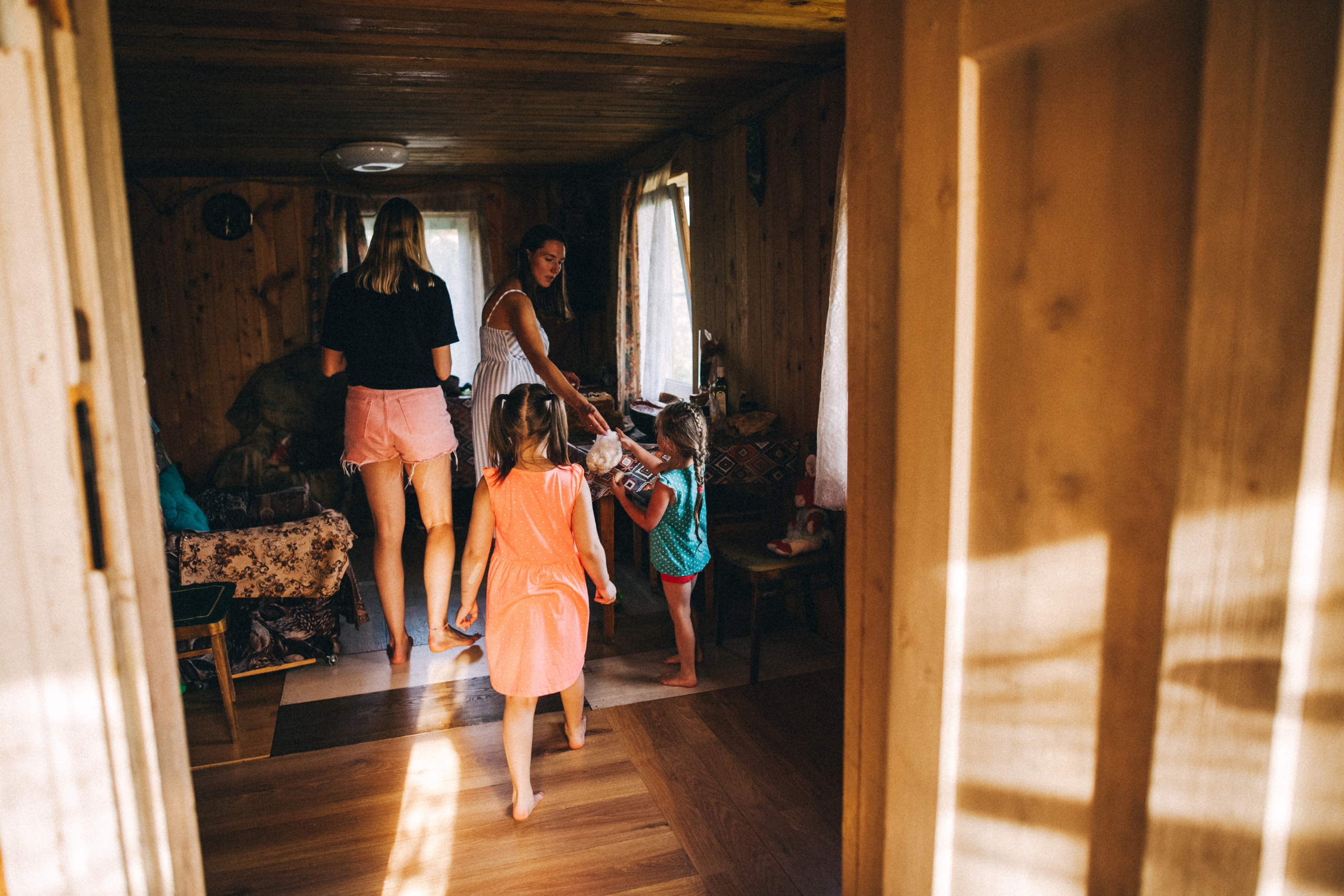 Ульяше 5 лет. Дачный деньрожденский день. Семейный фотограф, фотограф родов, репортажей фотограф в Санкт-Петербу