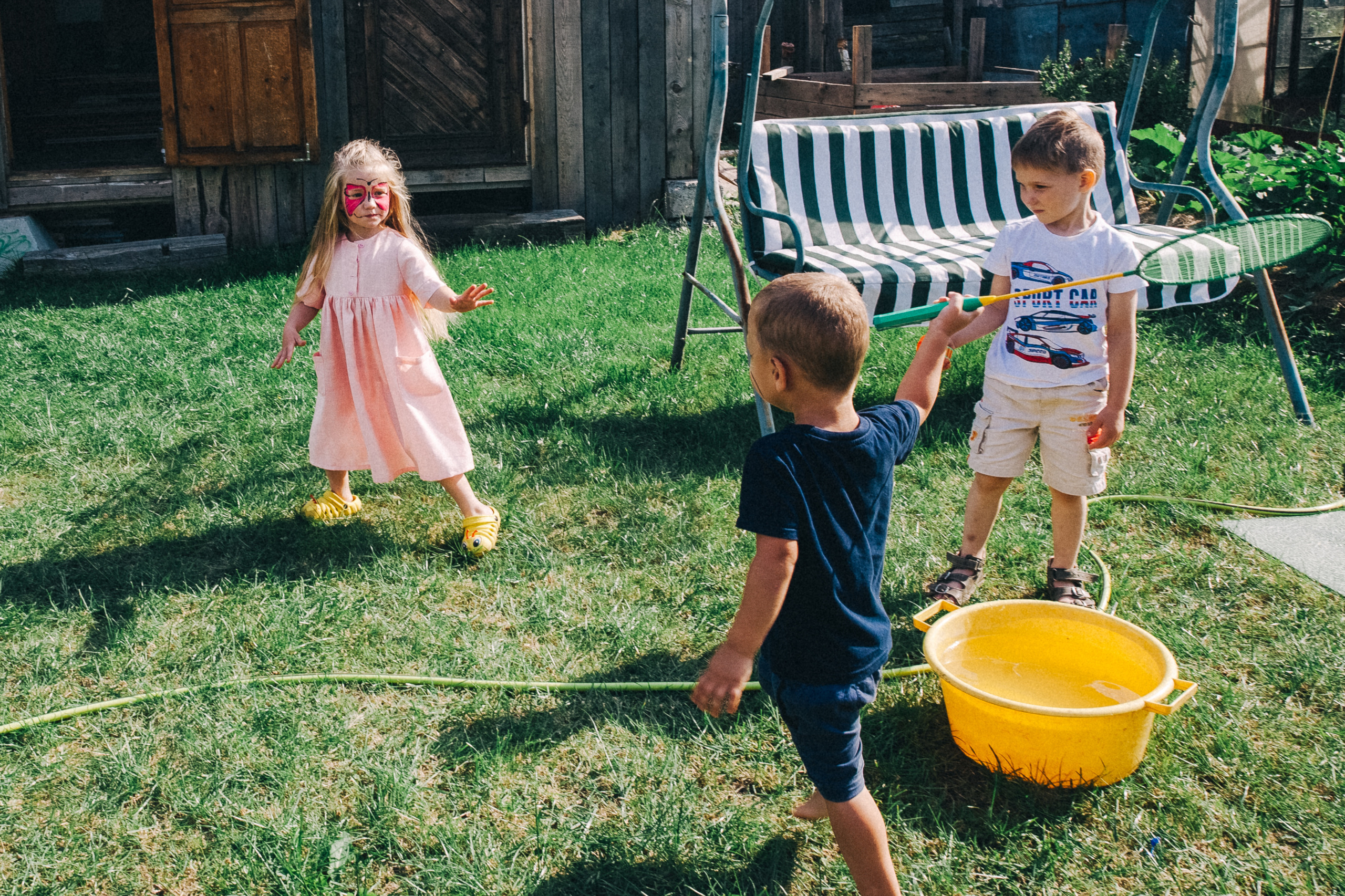 Ульяше 5 лет. Дачный деньрожденский день. Семейный фотограф, фотограф родов, репортажей фотограф в Санкт-Петербу