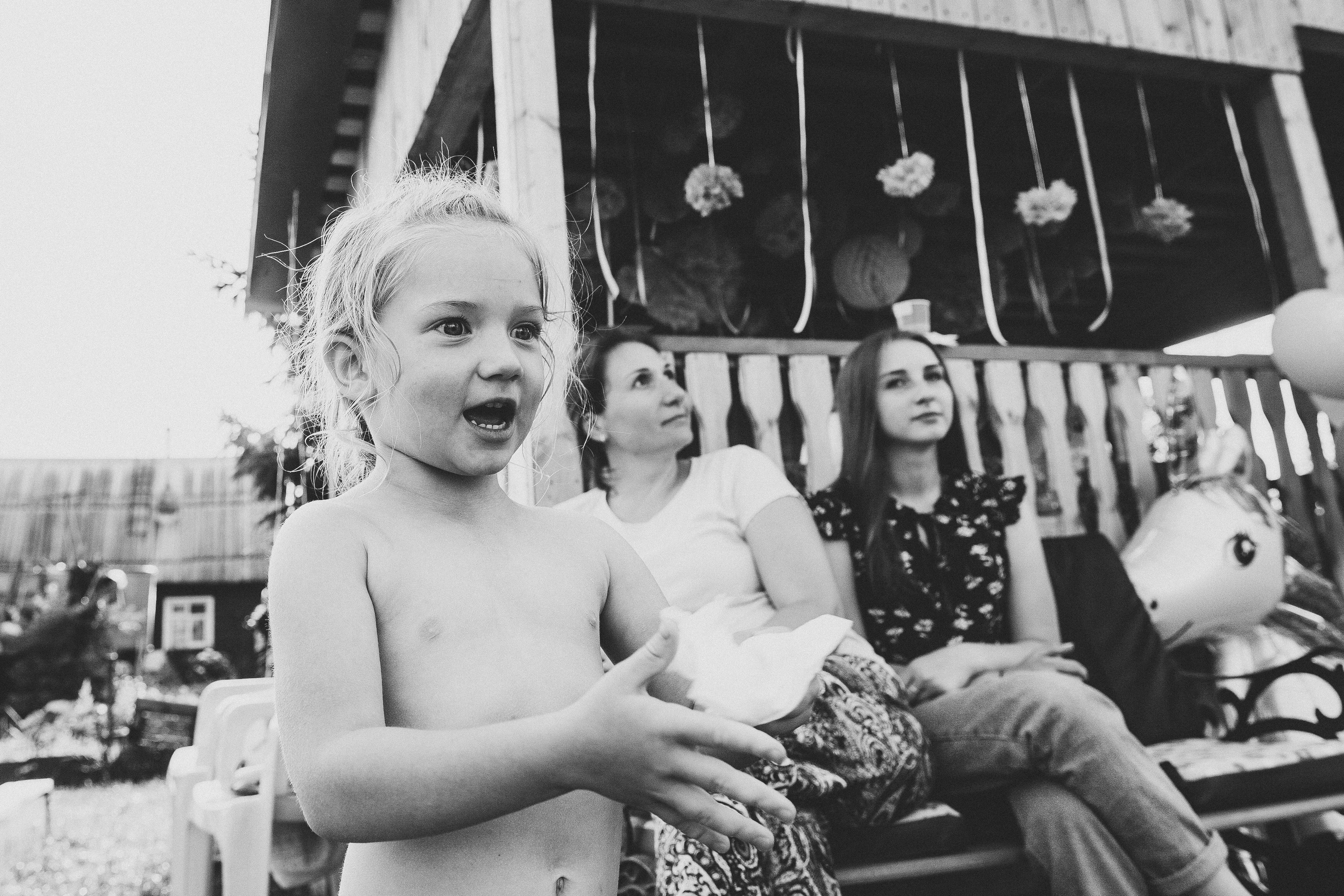 Ульяше 5 лет. Дачный деньрожденский день. Семейный фотограф, фотограф родов, репортажей фотограф в Санкт-Петербу