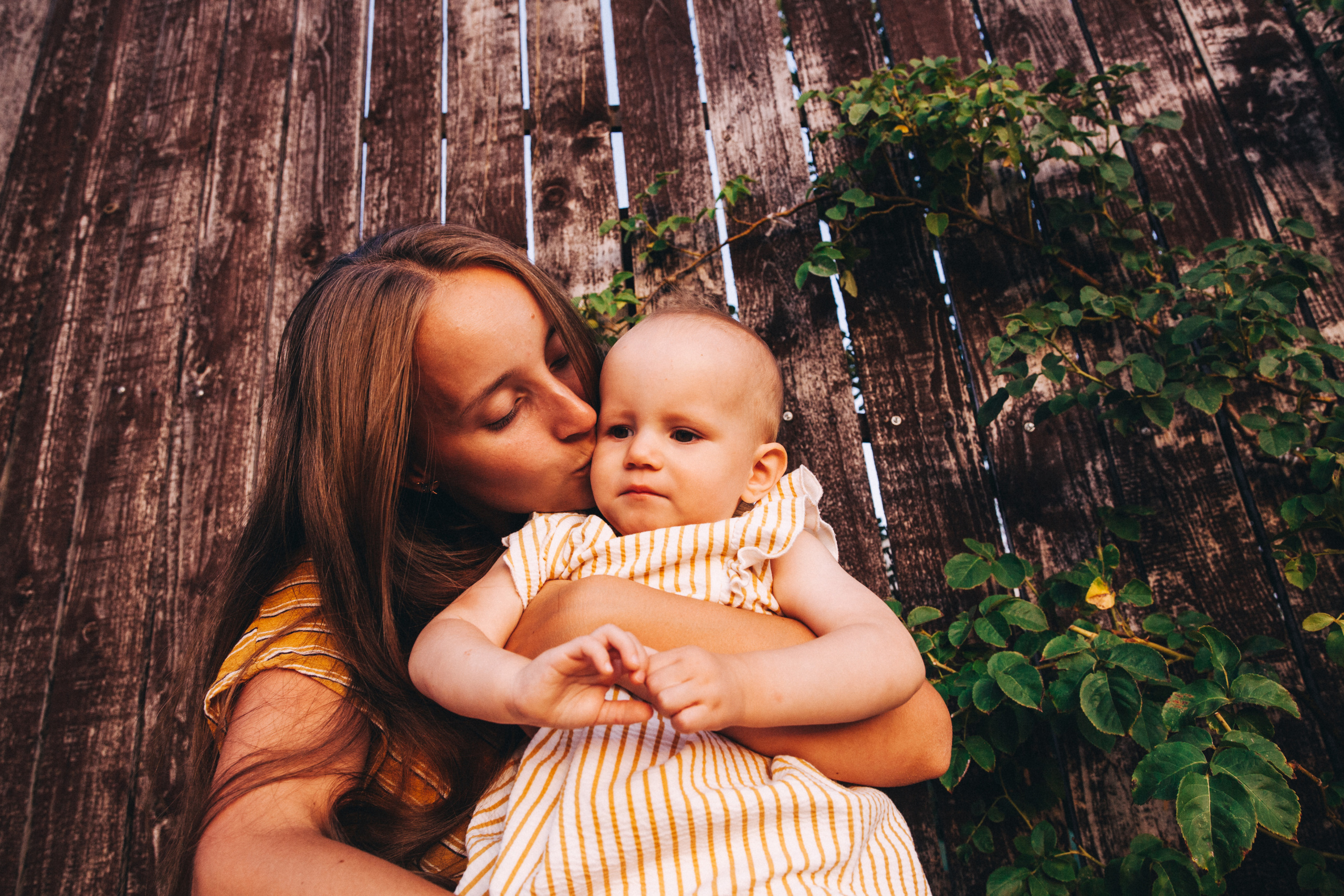 Маша и Соня. Отпуск в Крыму. Семейный фотограф, фотограф родов, репортажей фотограф в Санкт-Петербу