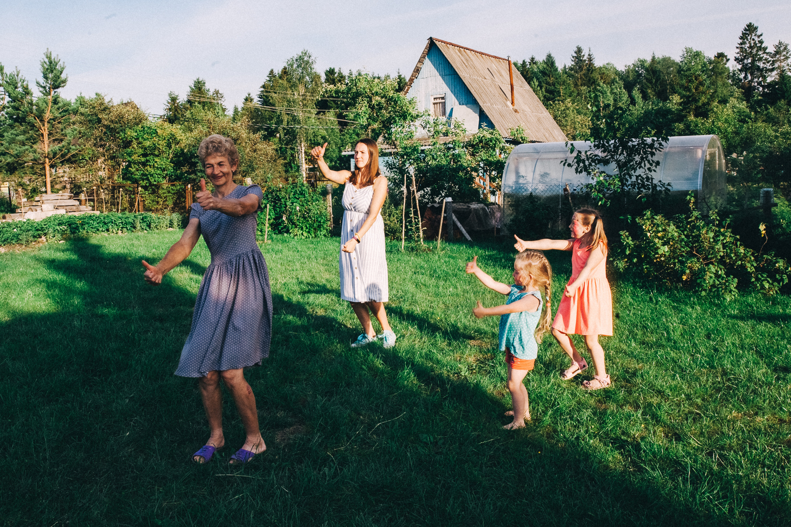 Ульяше 5 лет. Дачный деньрожденский день. Семейный фотограф, фотограф родов, репортажей фотограф в Санкт-Петербу