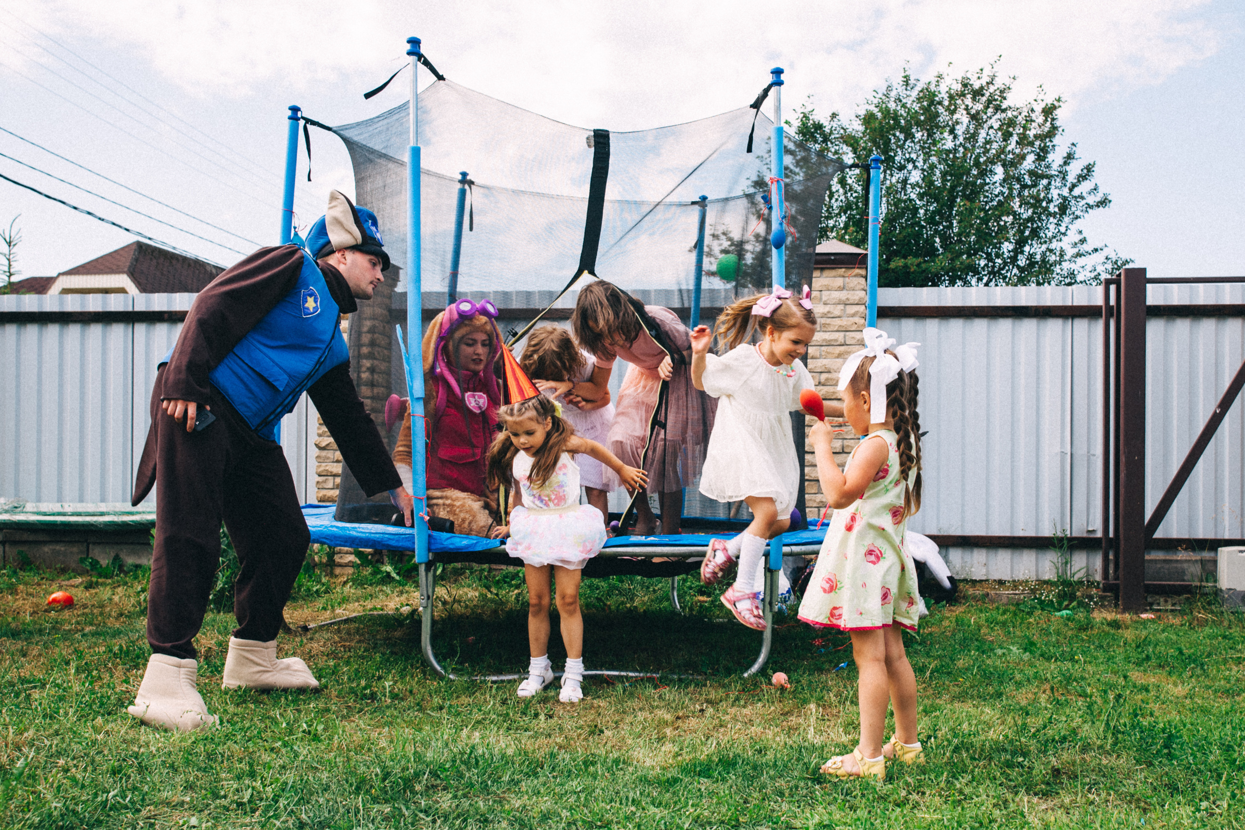 Есении 5 лет. ДР на даче. Семейный фотограф, фотограф родов, репортажей фотограф в Санкт-Петербу