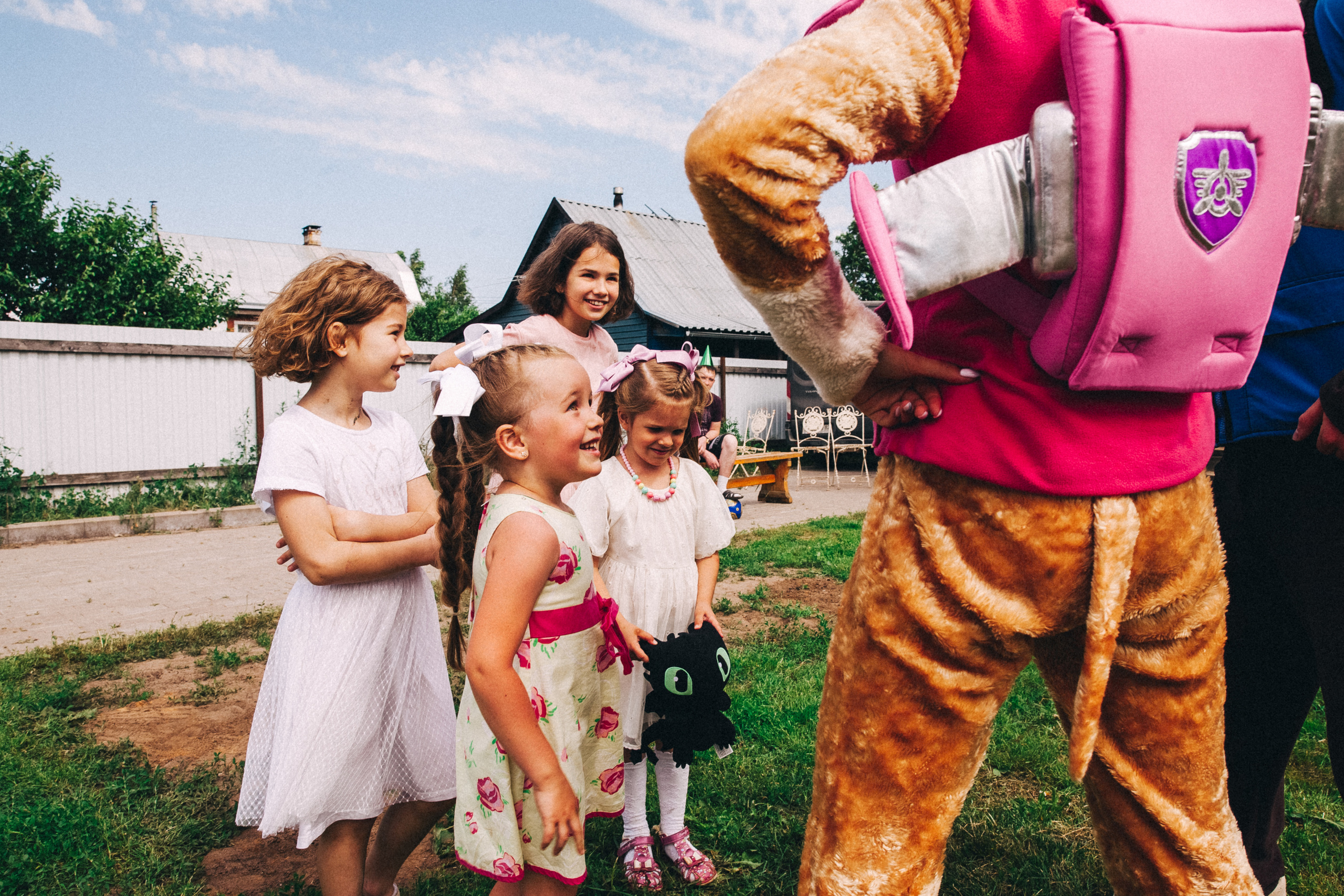 Есении 5 лет. ДР на даче. Семейный фотограф, фотограф родов, репортажей фотограф в Санкт-Петербу