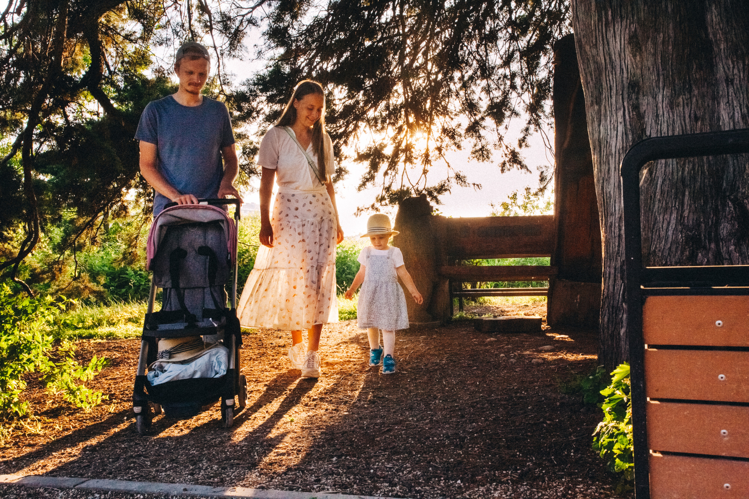 Вася, Маша, Соня. Отпуск в Адлере. Семейный фотограф, фотограф родов, репортажей фотограф в Санкт-Петербу