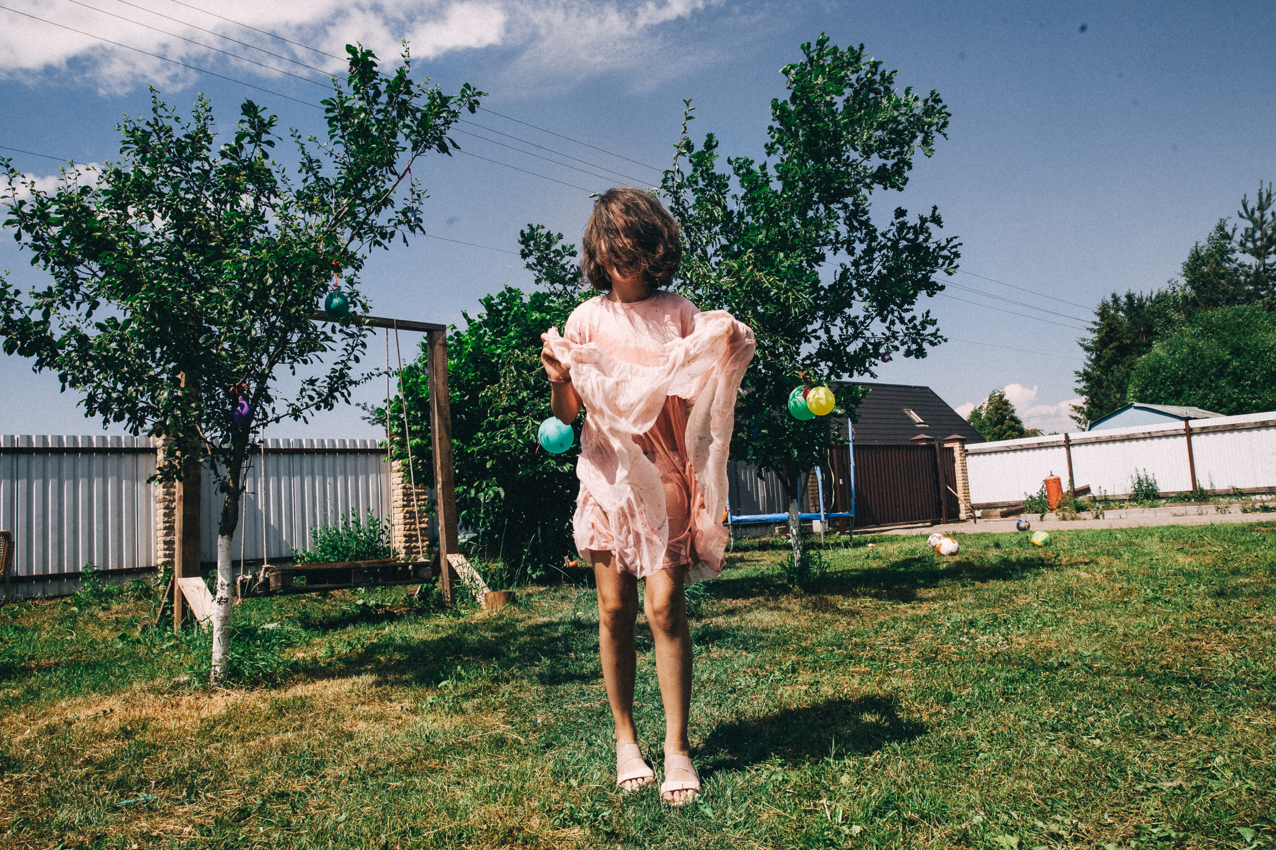 Есении 5 лет. ДР на даче. Семейный фотограф, фотограф родов, репортажей фотограф в Санкт-Петербу