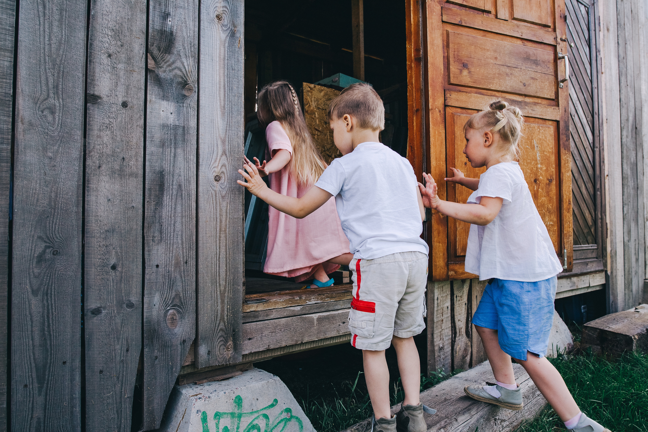 Ульяше 5 лет. Дачный деньрожденский день. Семейный фотограф, фотограф родов, репортажей фотограф в Санкт-Петербу