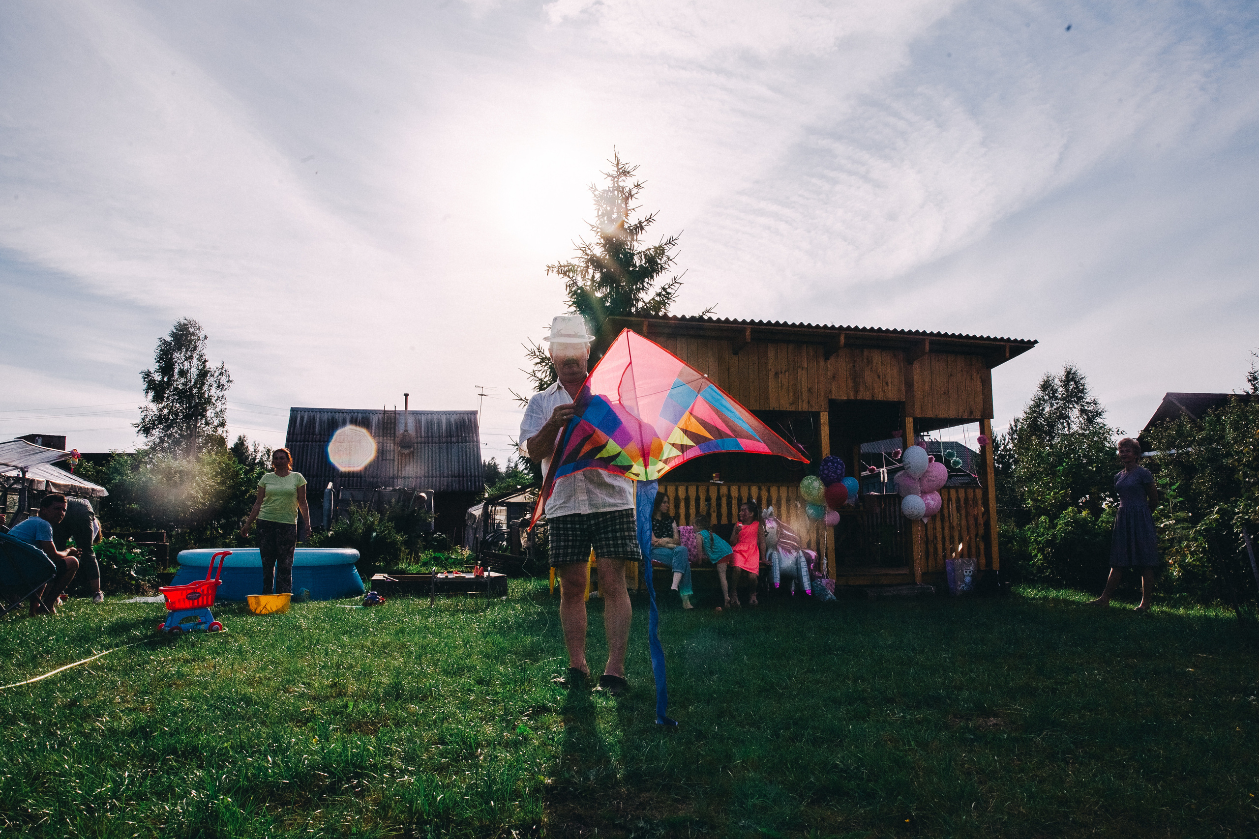 Ульяше 5 лет. Дачный деньрожденский день. Семейный фотограф, фотограф родов, репортажей фотограф в Санкт-Петербу