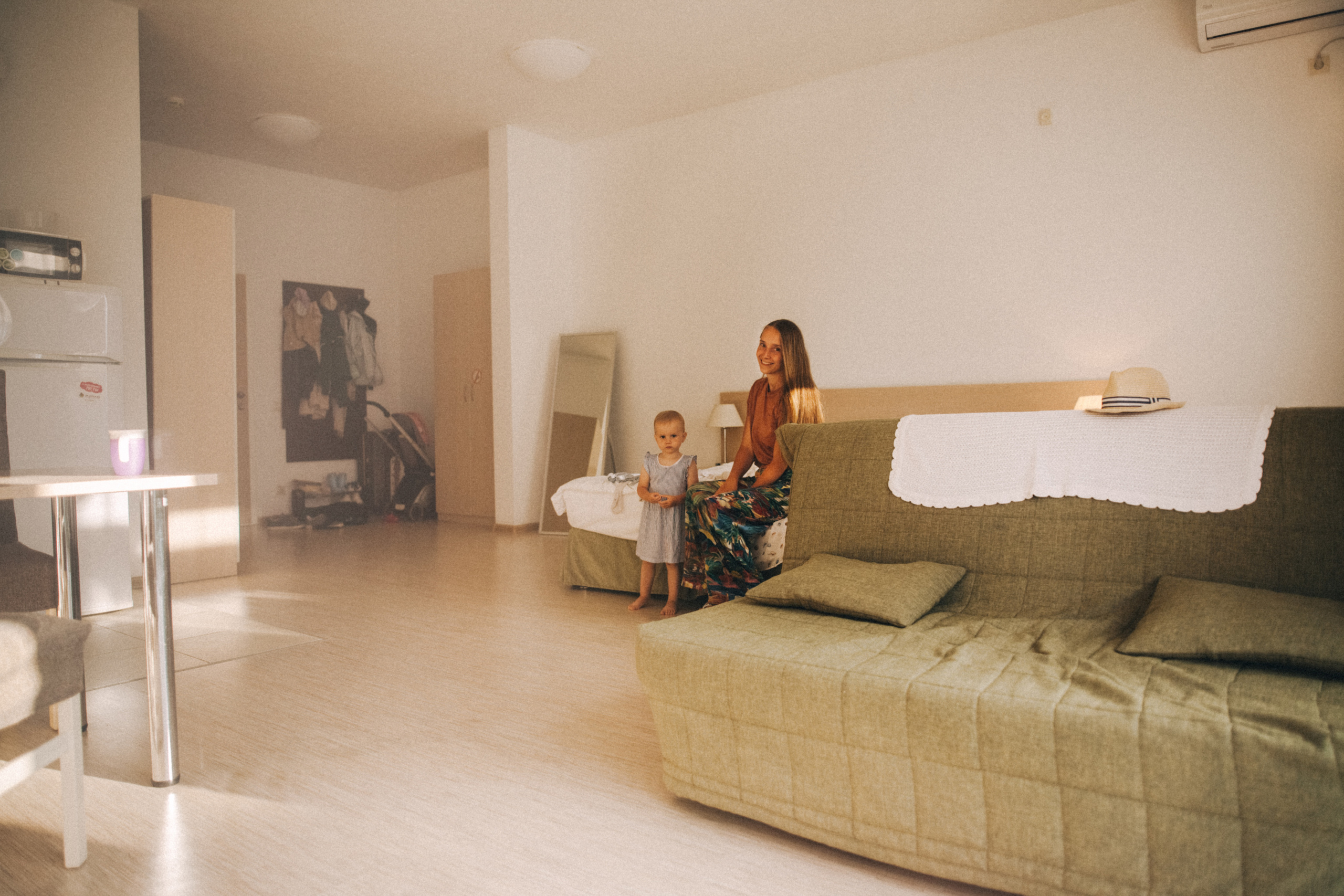 Вася, Маша, Соня. Отпуск в Адлере. Семейный фотограф, фотограф родов, репортажей фотограф в Санкт-Петербу