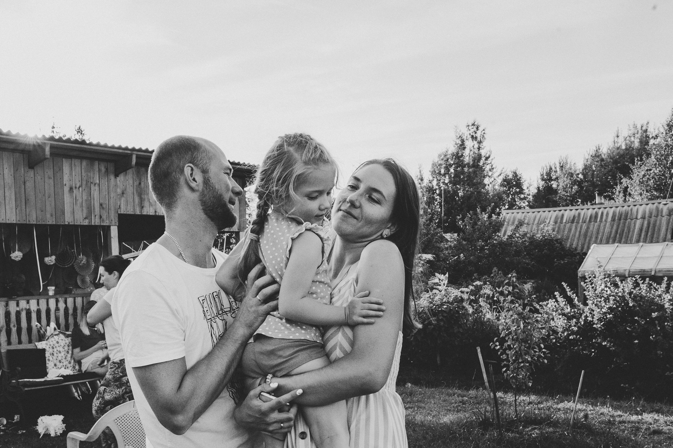 Ульяше 5 лет. Дачный деньрожденский день. Семейный фотограф, фотограф родов, репортажей фотограф в Санкт-Петербу