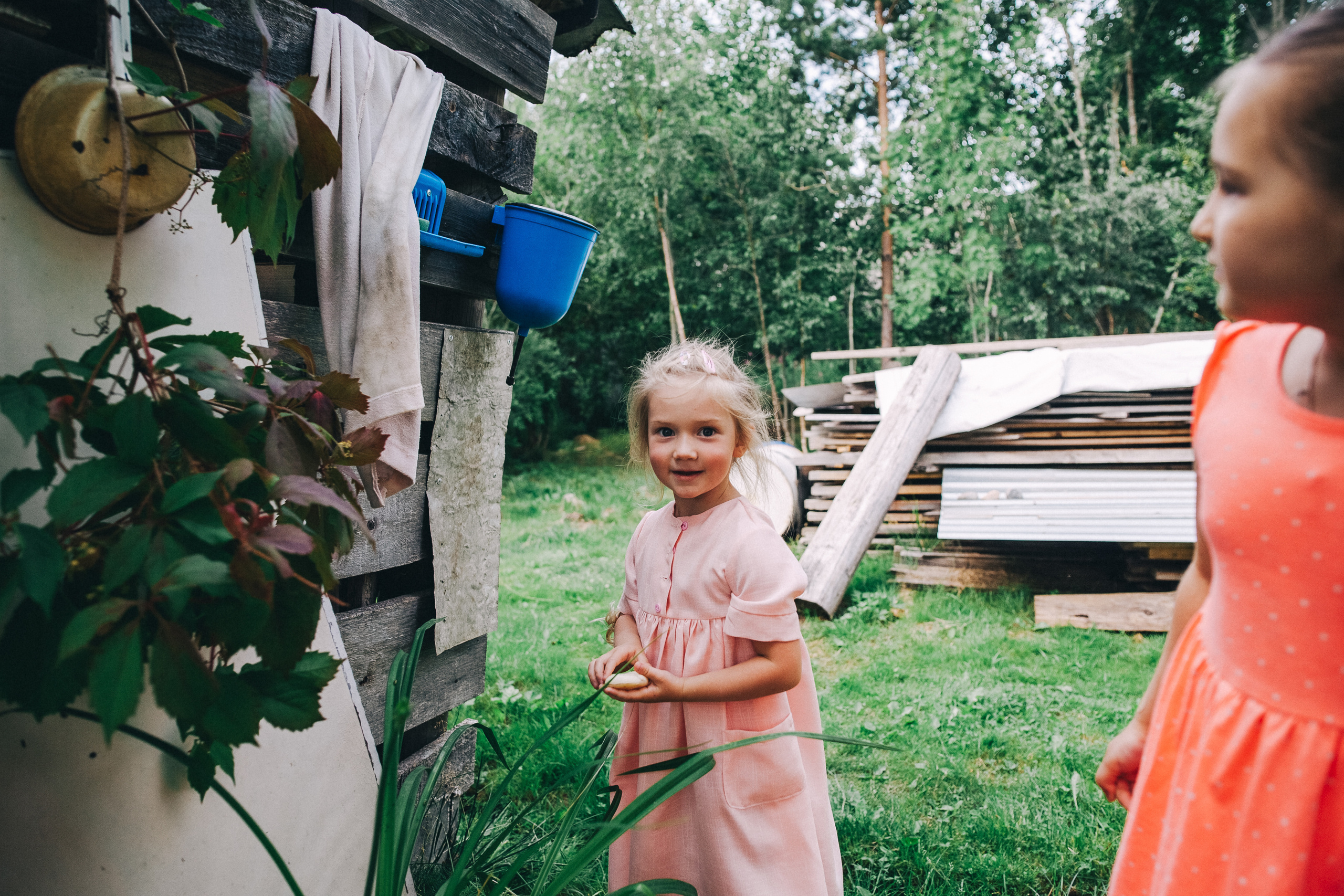Ульяше 5 лет. Дачный деньрожденский день. Семейный фотограф, фотограф родов, репортажей фотограф в Санкт-Петербу