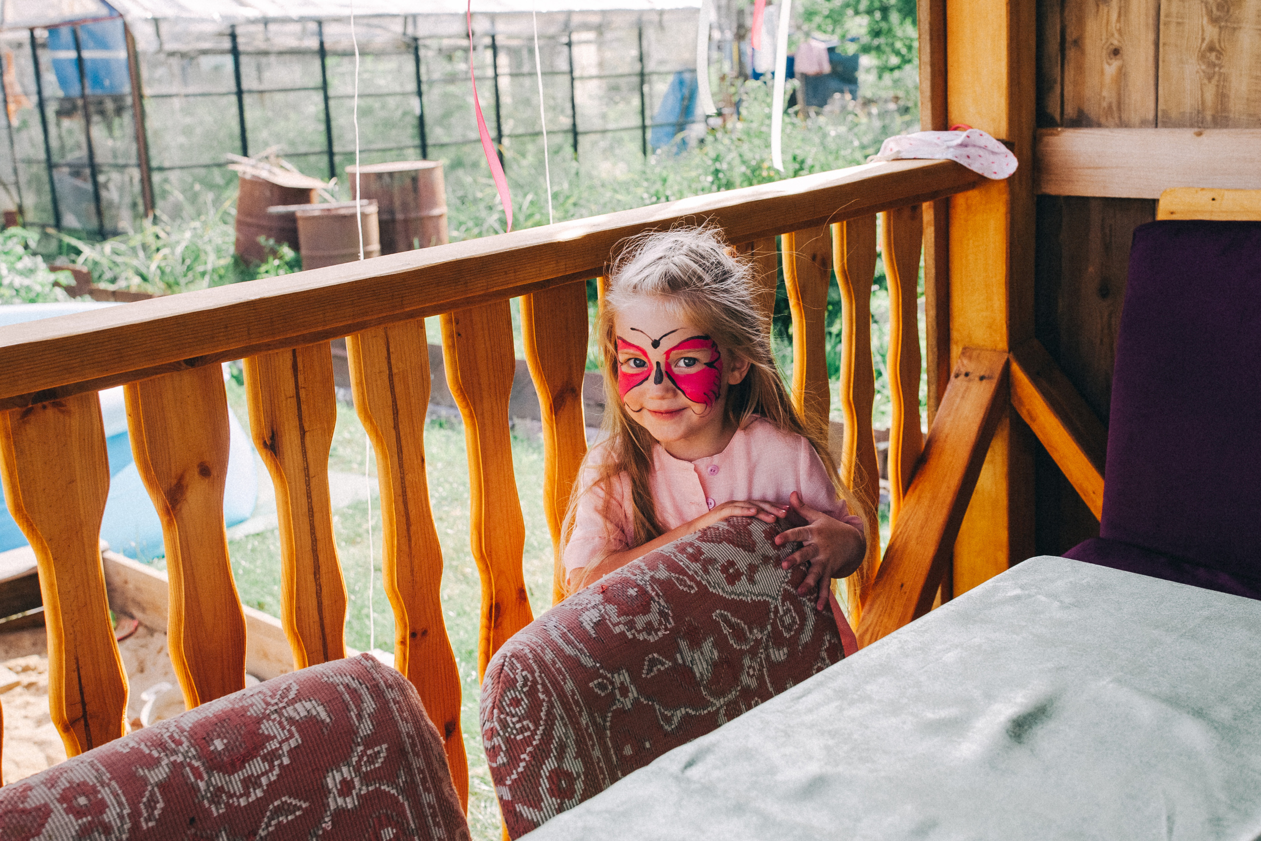 Ульяше 5 лет. Дачный деньрожденский день. Семейный фотограф, фотограф родов, репортажей фотограф в Санкт-Петербу