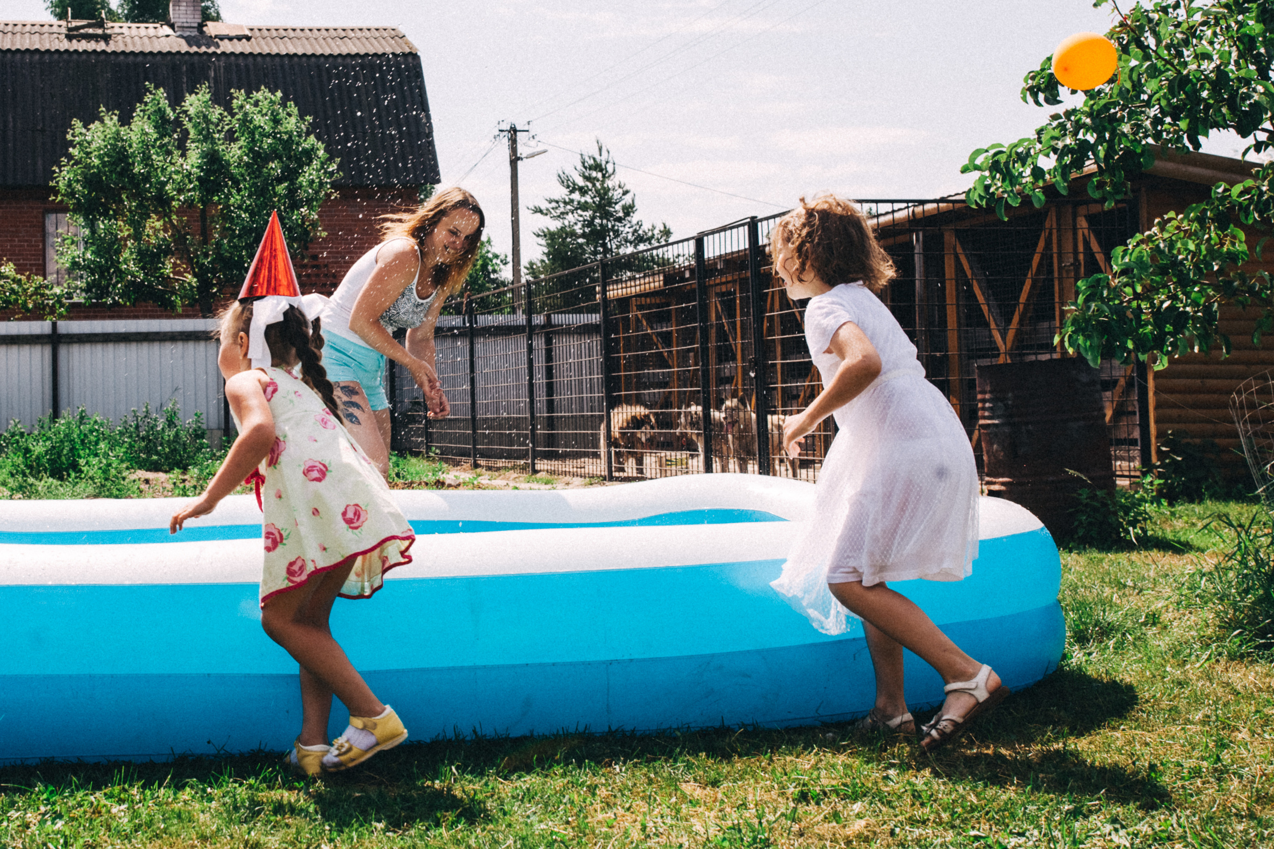 Есении 5 лет. ДР на даче. Семейный фотограф, фотограф родов, репортажей фотограф в Санкт-Петербу
