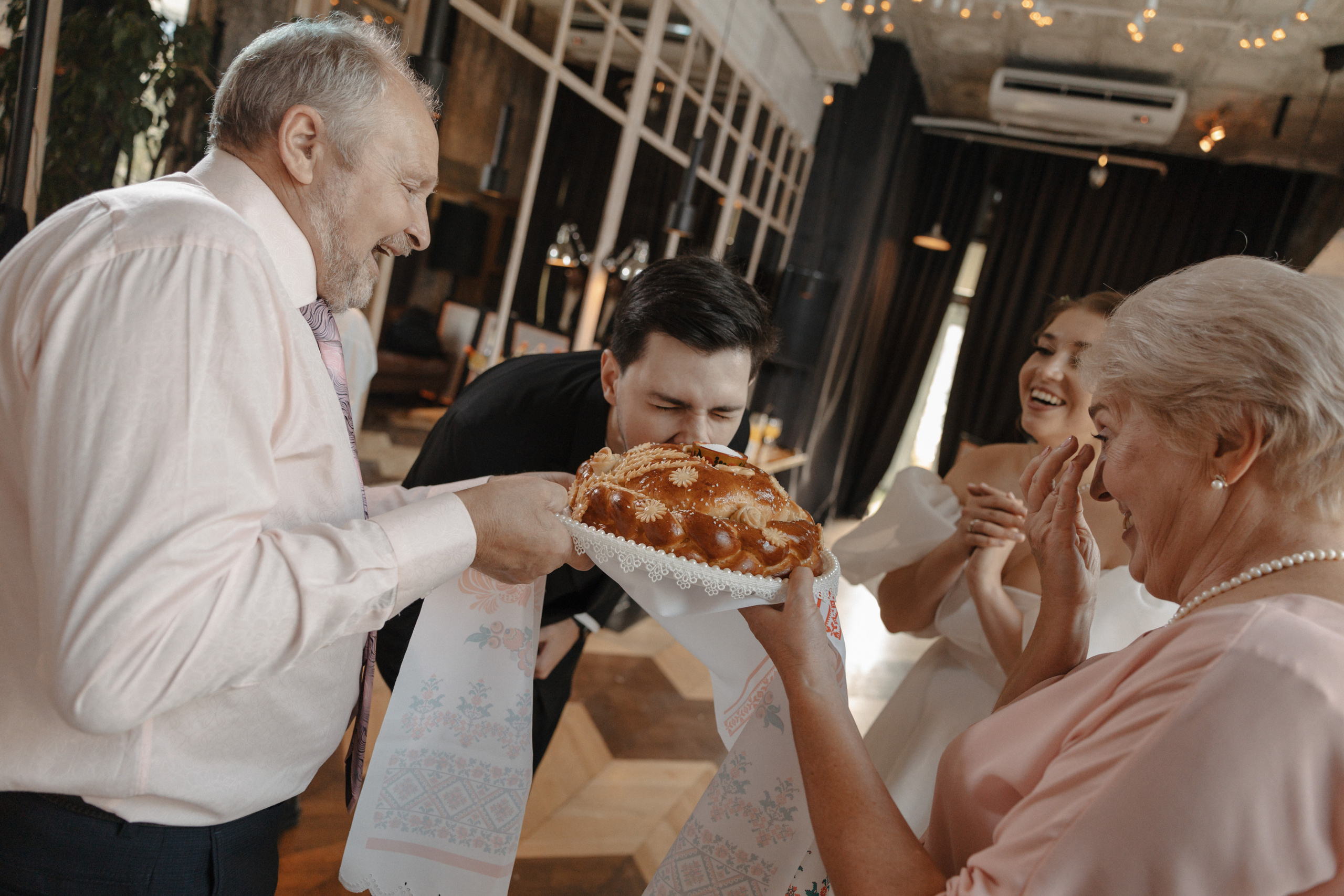 Анонс со свадьбы Аси Макса. Свадебный фотограф Москва и другие города
