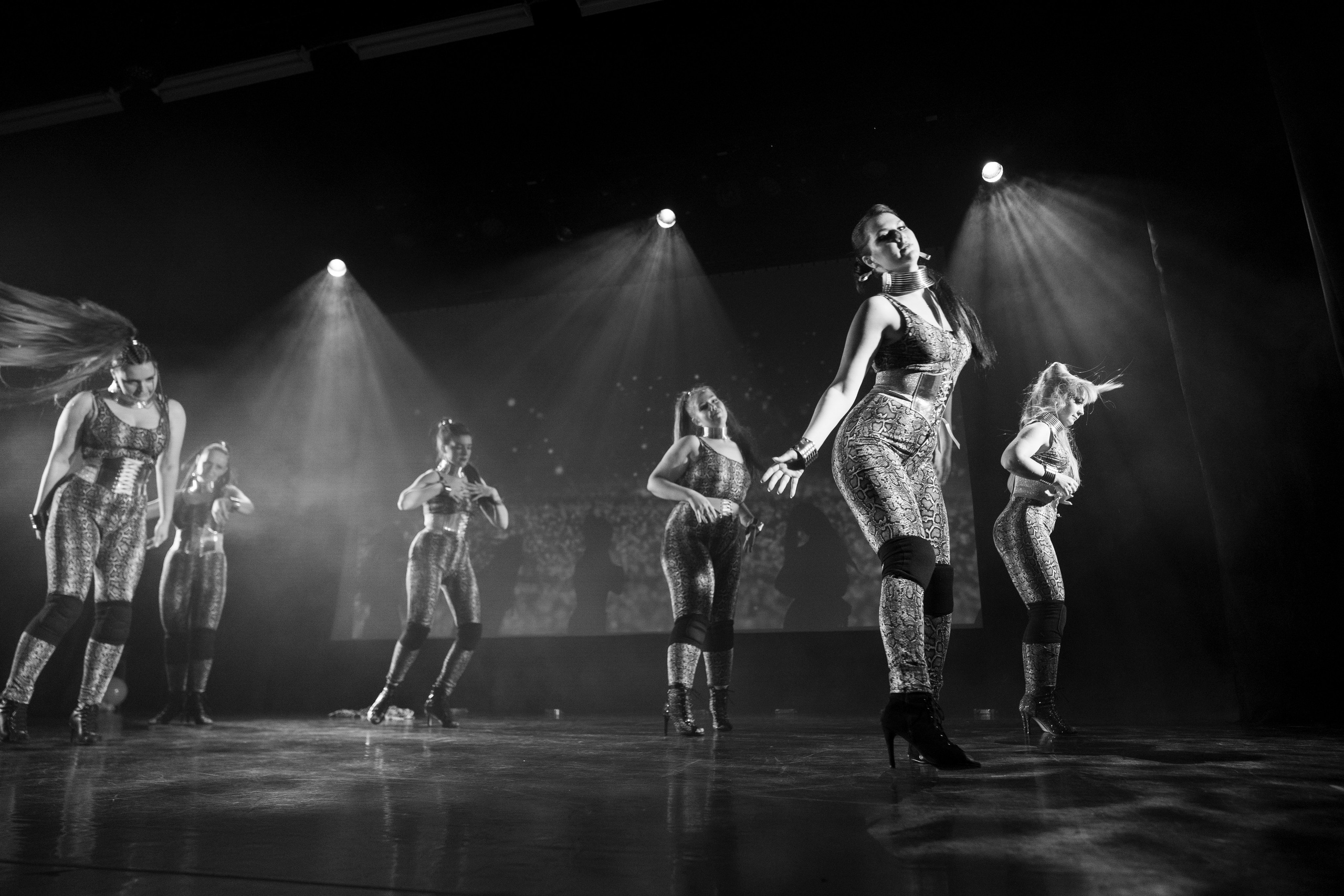 Танцевальное шоу. Свадебный фотограф в Москве Кристина Чехова