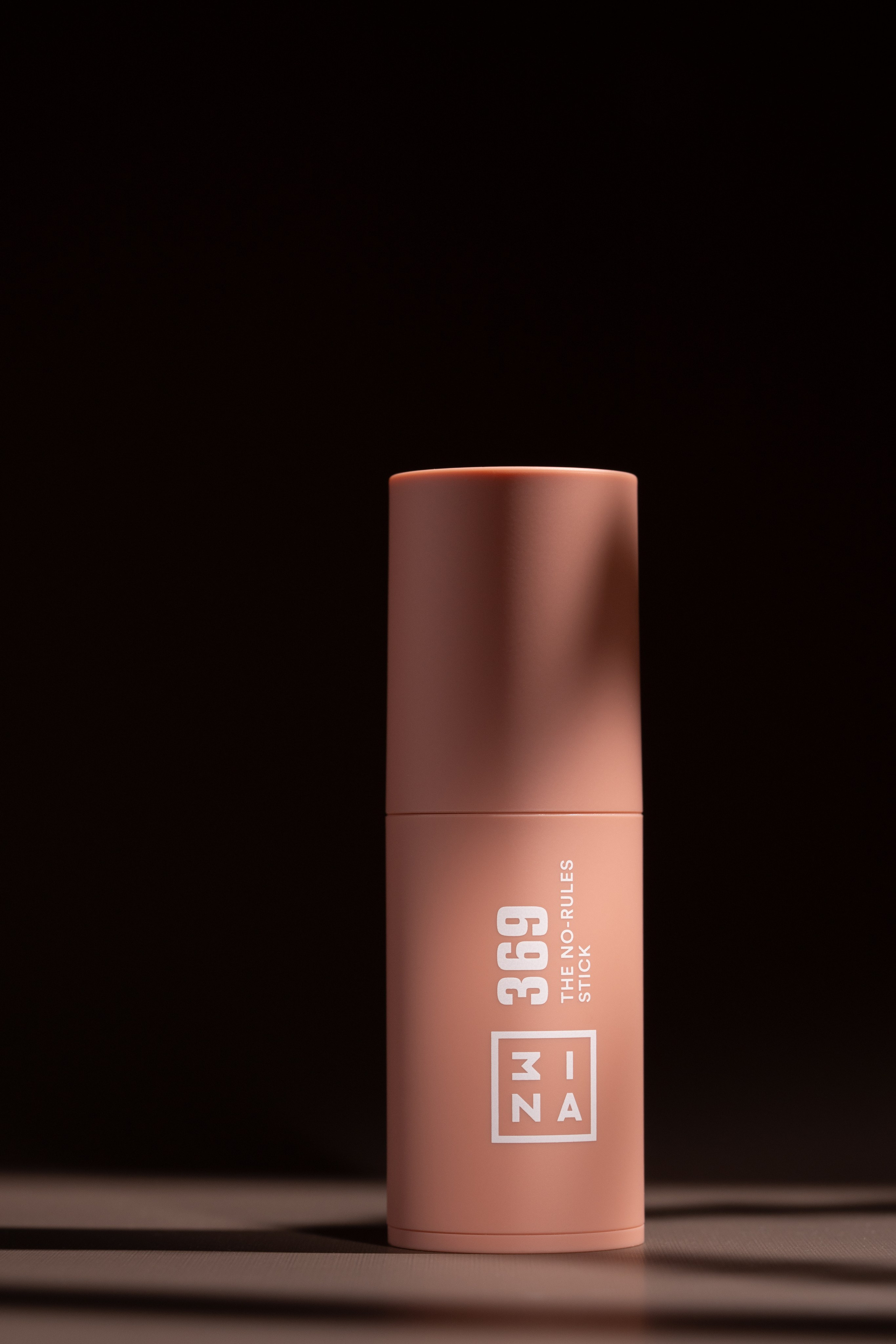 ZINA. Сет дизайнер предметный фотограф в Москве Анна Андреева