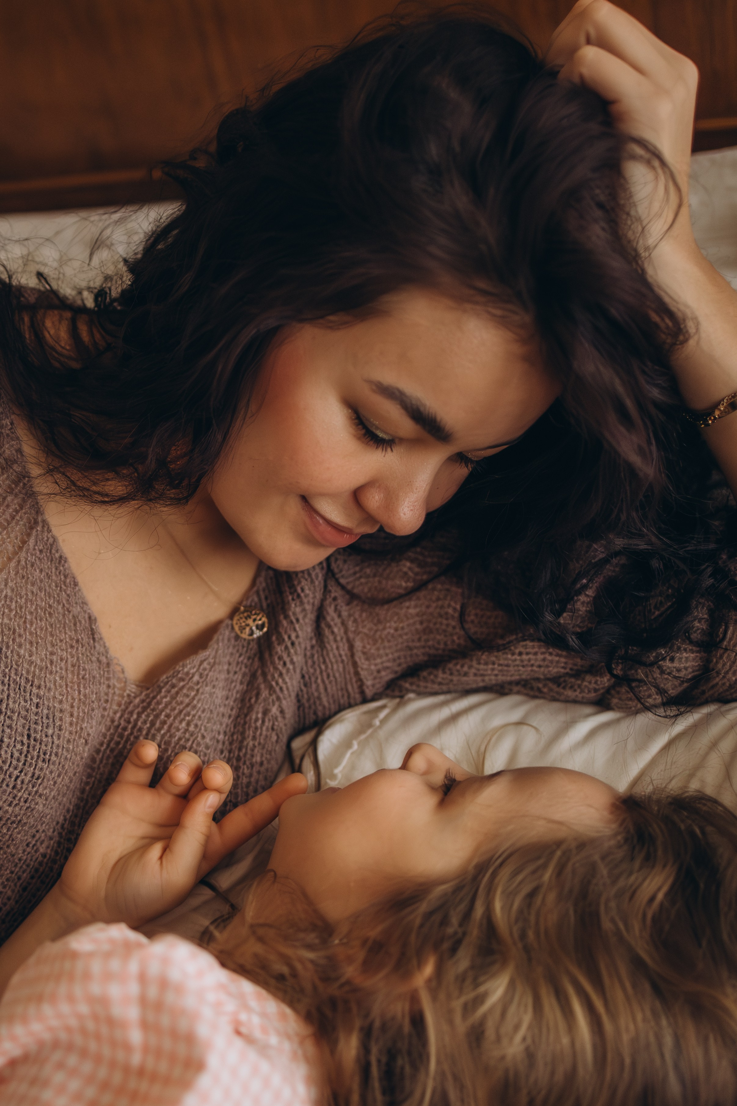 Мамочка и доченька в студии, г. Обнинск (Калужская обл.). Надежда Стар семейный и церковный фотограф в Жукове и Калужской области