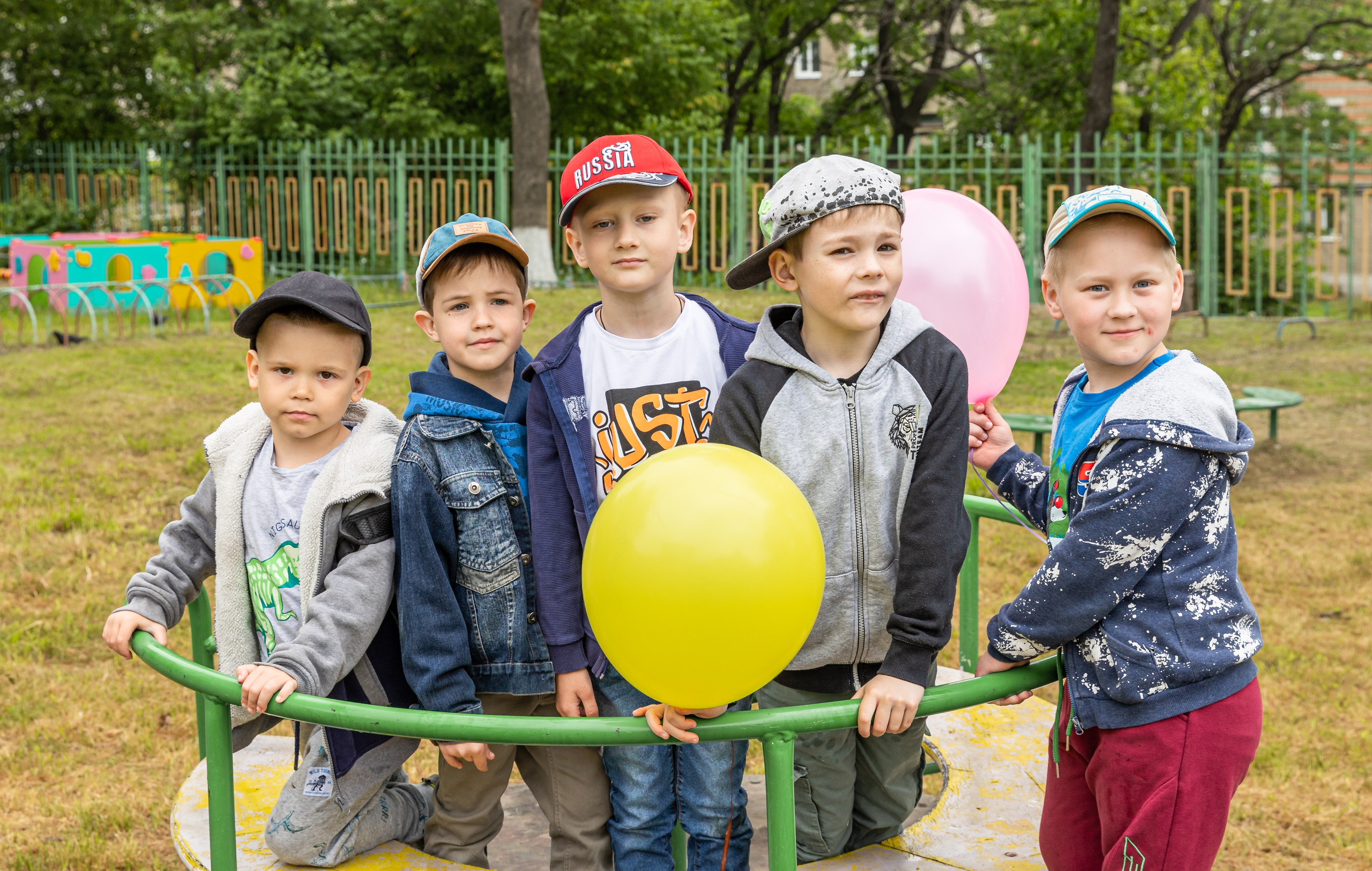 Репортажно-постановочная съемка в саду. Детский семейный фотограф в г. Находка Ольга Коваленко, фотостудия Memories