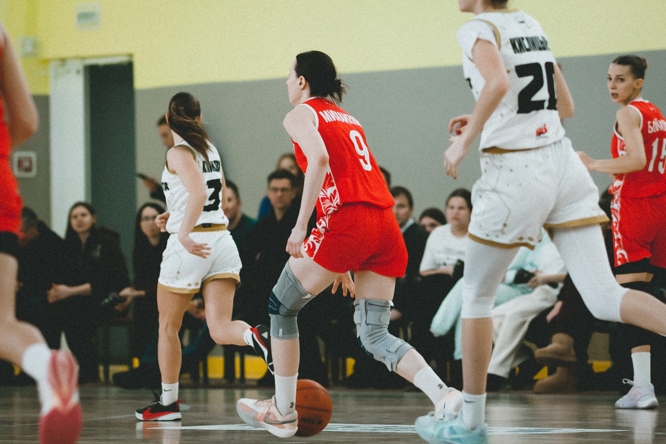 Атланта-Юность / 1. Фотография