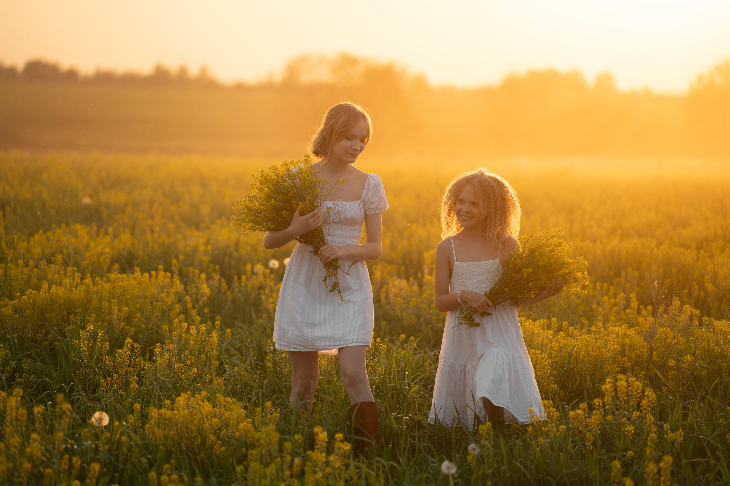 фотосессия детей летом, фотография детей фотосессия, сделать фотографию ребенка, детская фотосессия ребенка, фотосессия с ребенком, фотосессия в цвету, фотосессия с цветами, фотосессия в поле, фотосессия на закате, девичья фотосессия