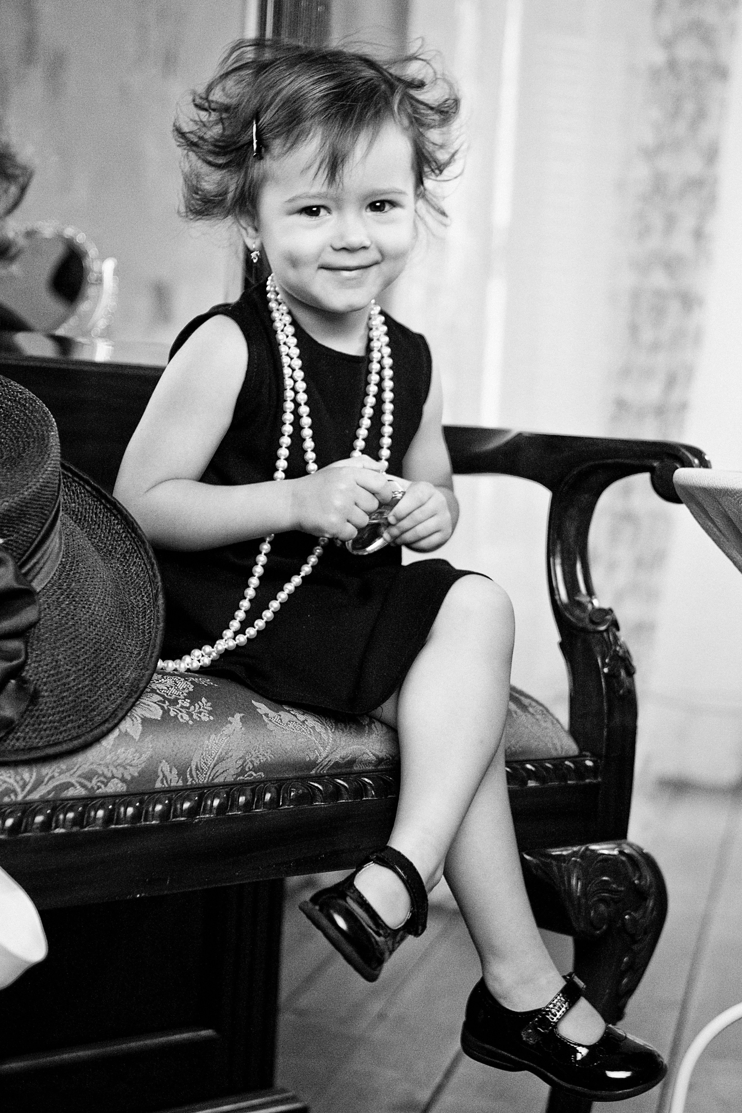 Серии: «La petite robe noire». Мультижанровый фотограф Дарья Strebog