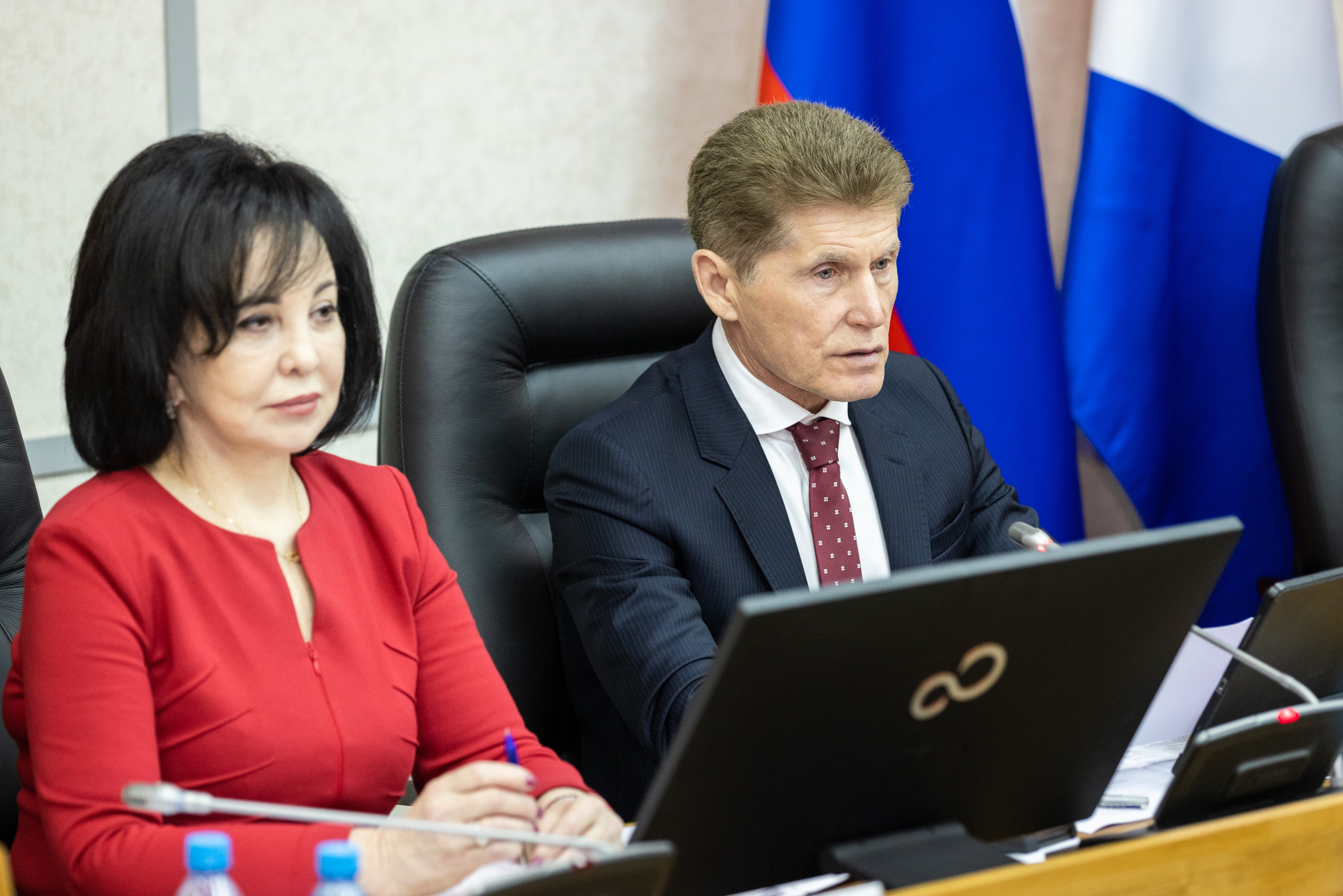 Официальные