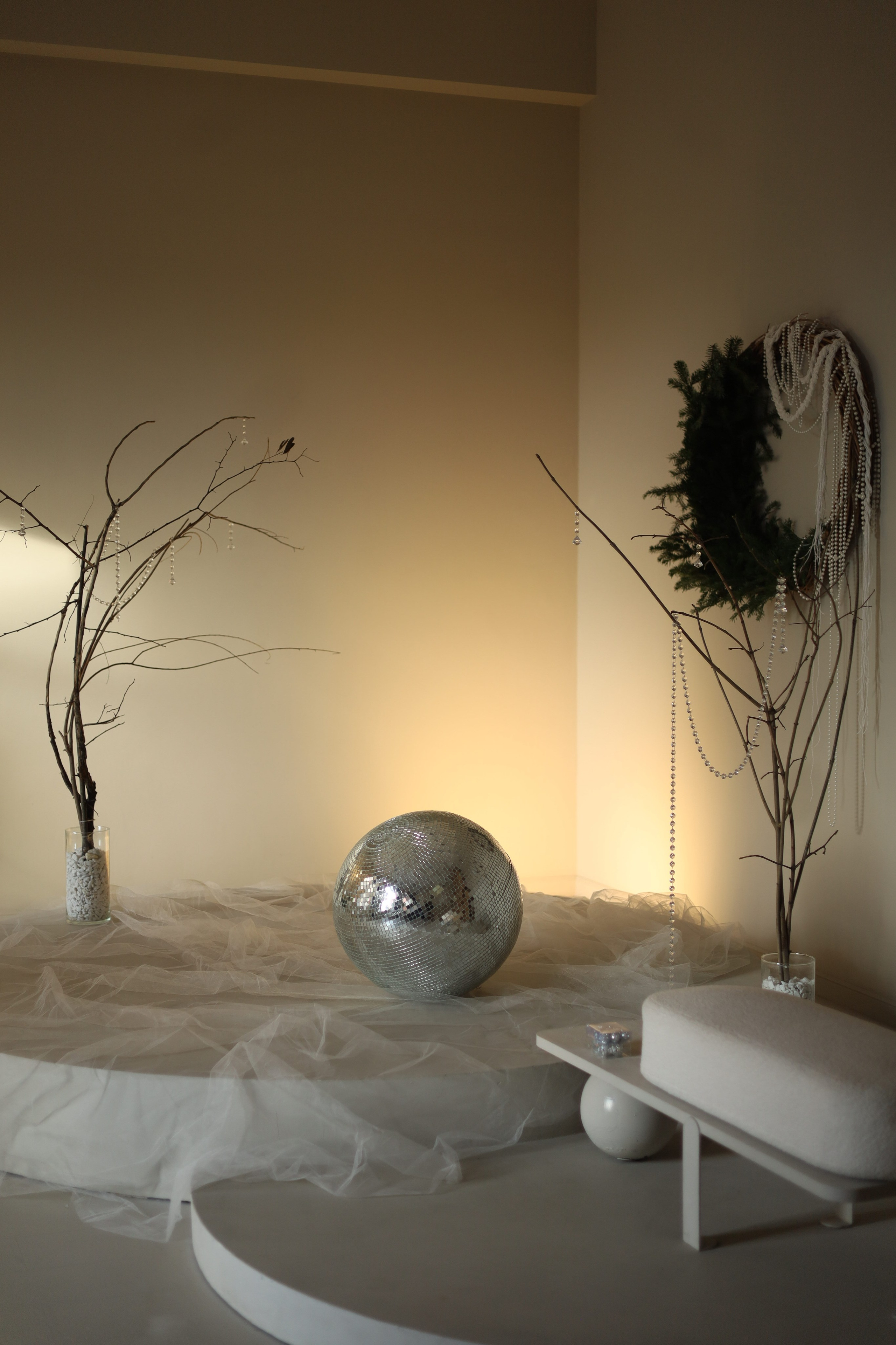 Фотостудия «Оттенки» зал M. Свадебный фотограф в Ростове Александра Груздева