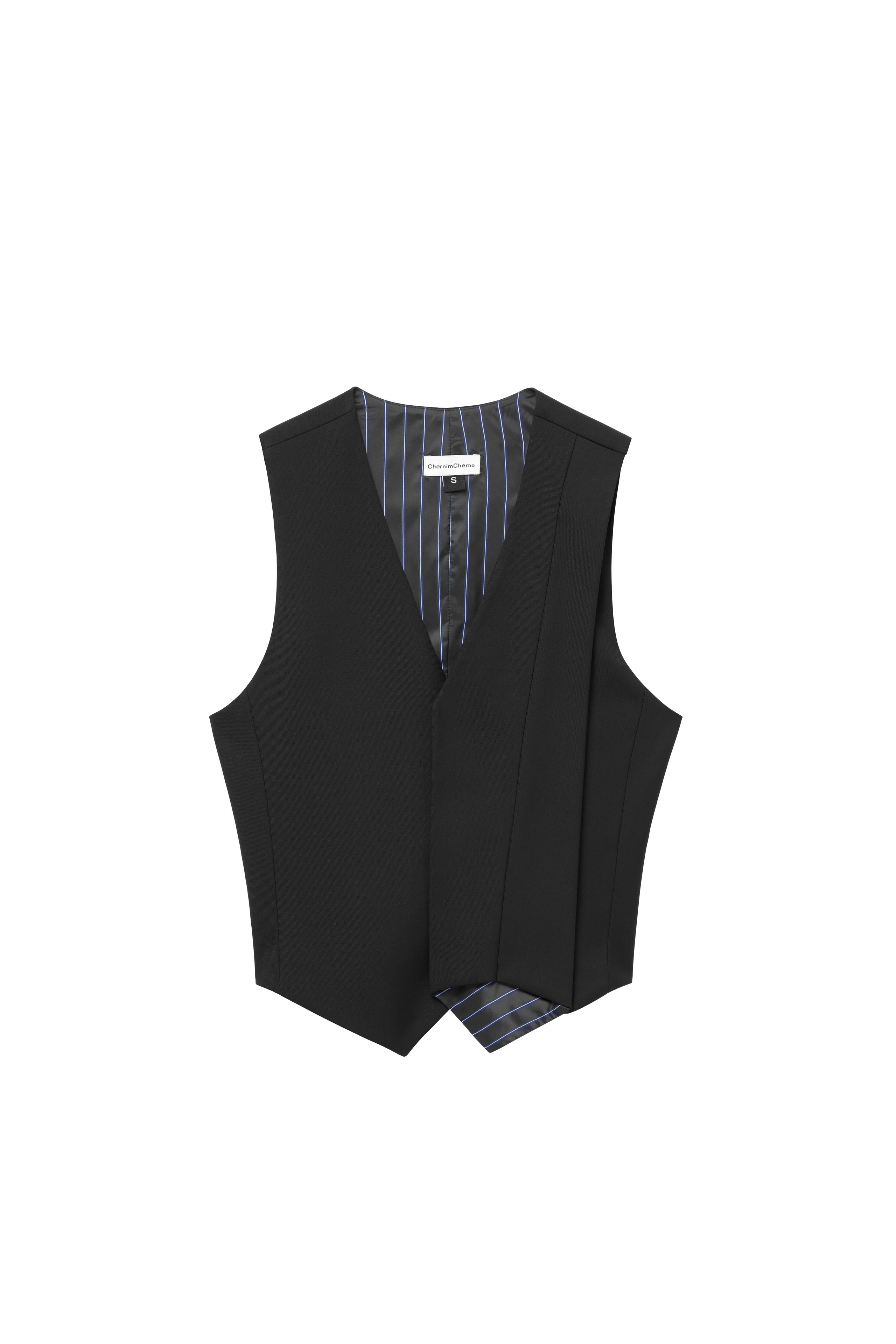 Одежда Chernim Cherno на прозрачном манекене и в раскладку. Олег Дмитриев